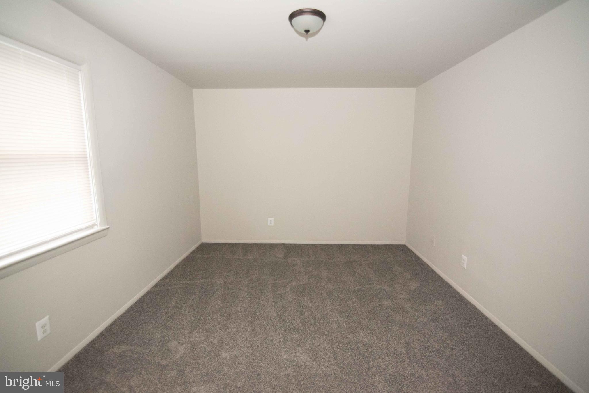 MOUNT HOLLY - Commercial Sale