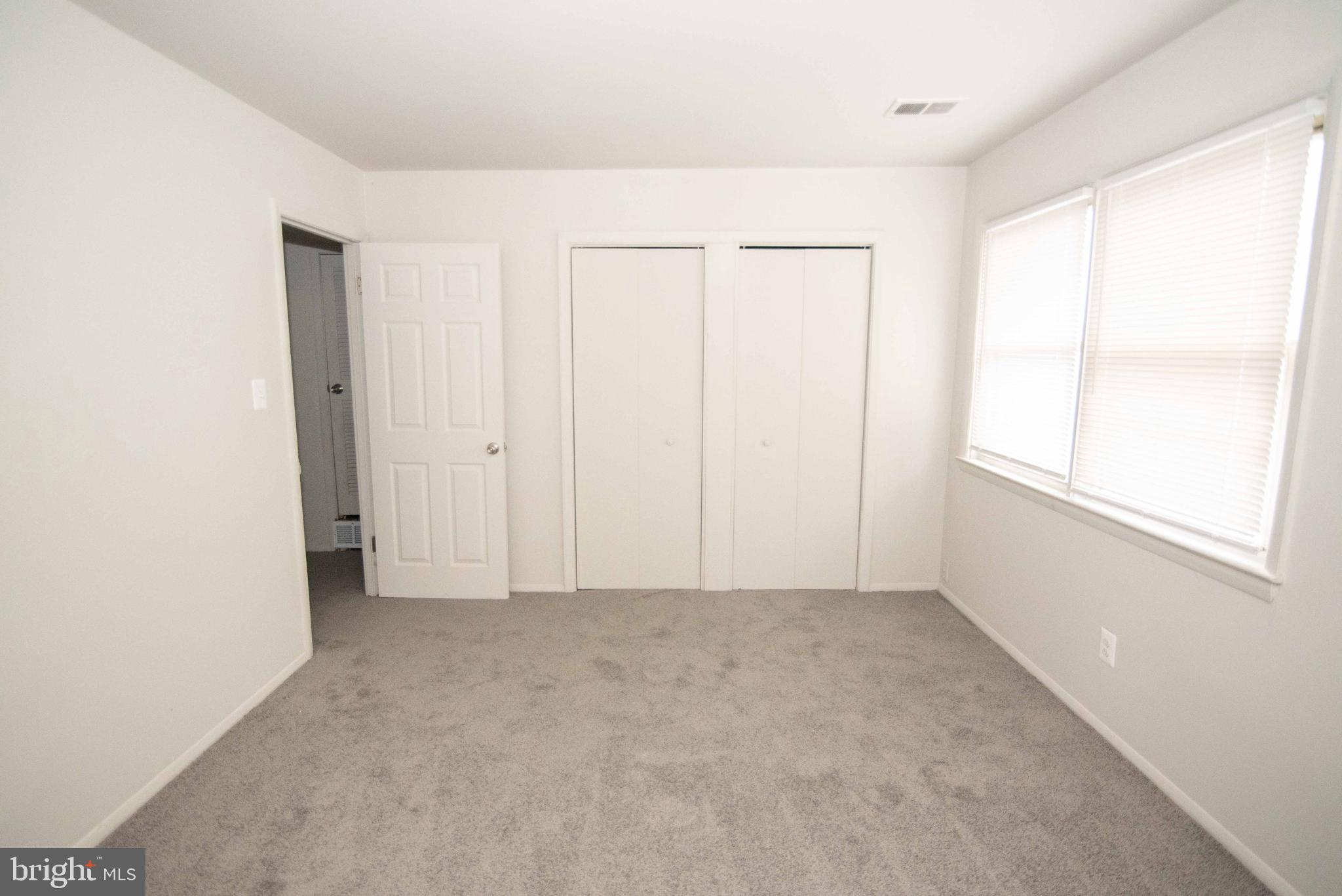 MOUNT HOLLY - Commercial Sale