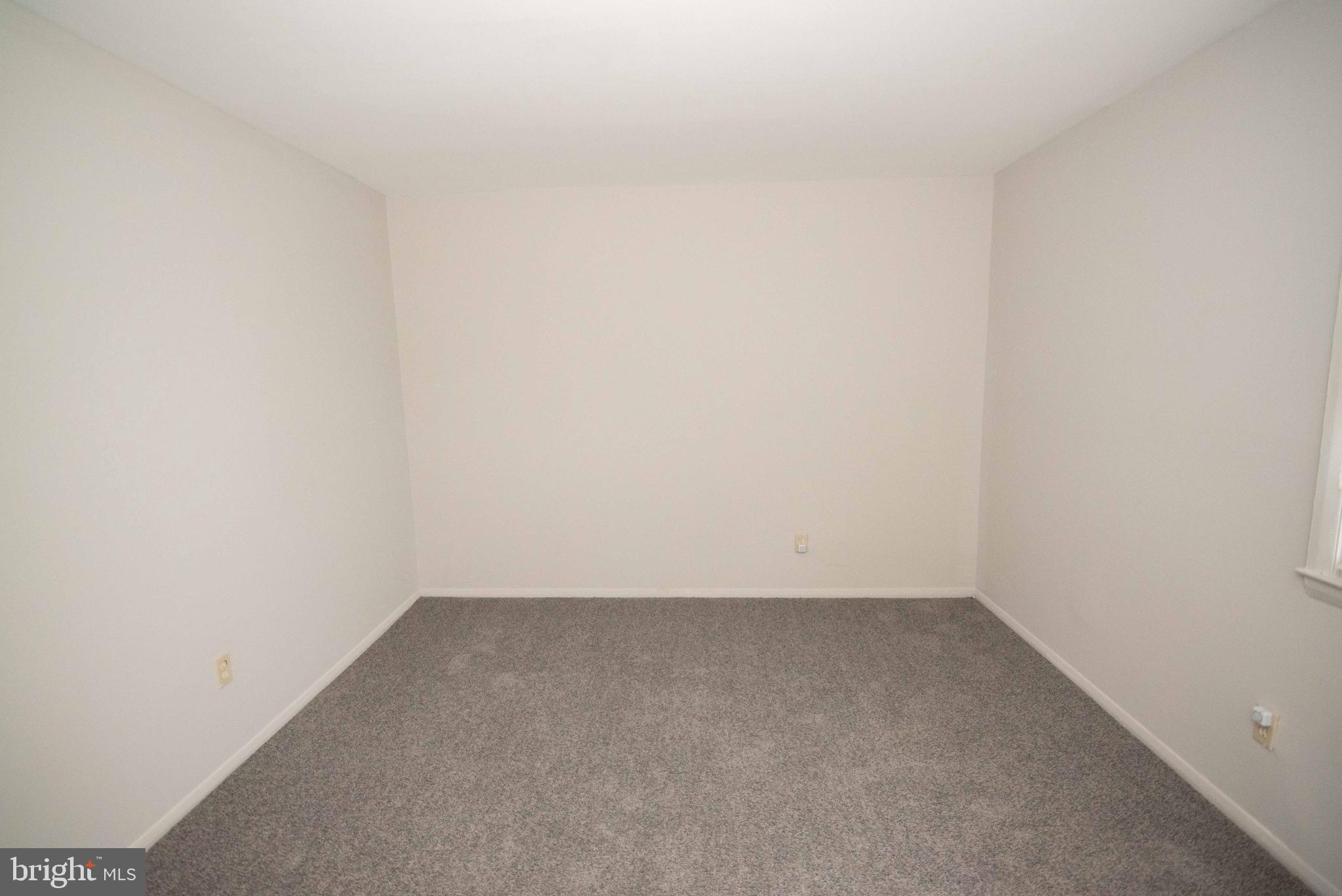 MOUNT HOLLY - Commercial Sale