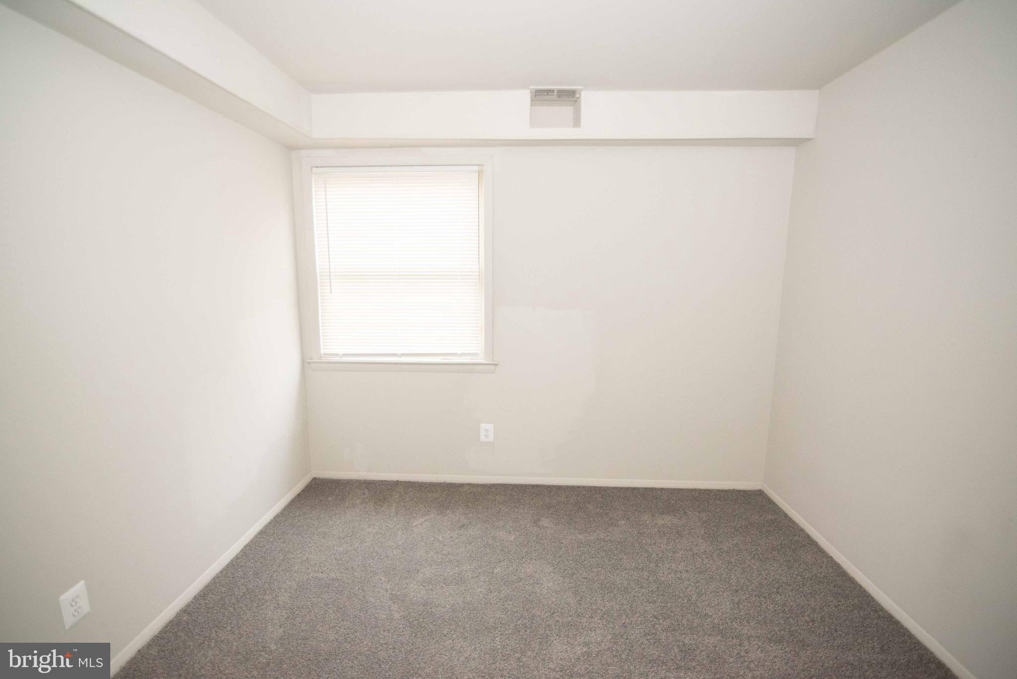 MOUNT HOLLY - Commercial Sale