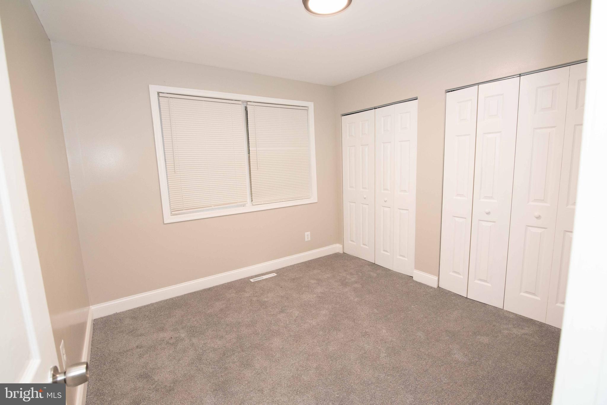 MOUNT HOLLY - Commercial Sale