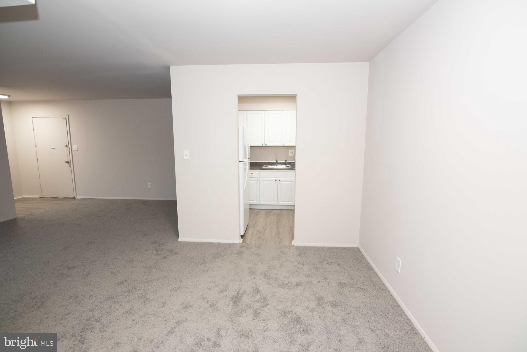 MOUNT HOLLY - Commercial Sale