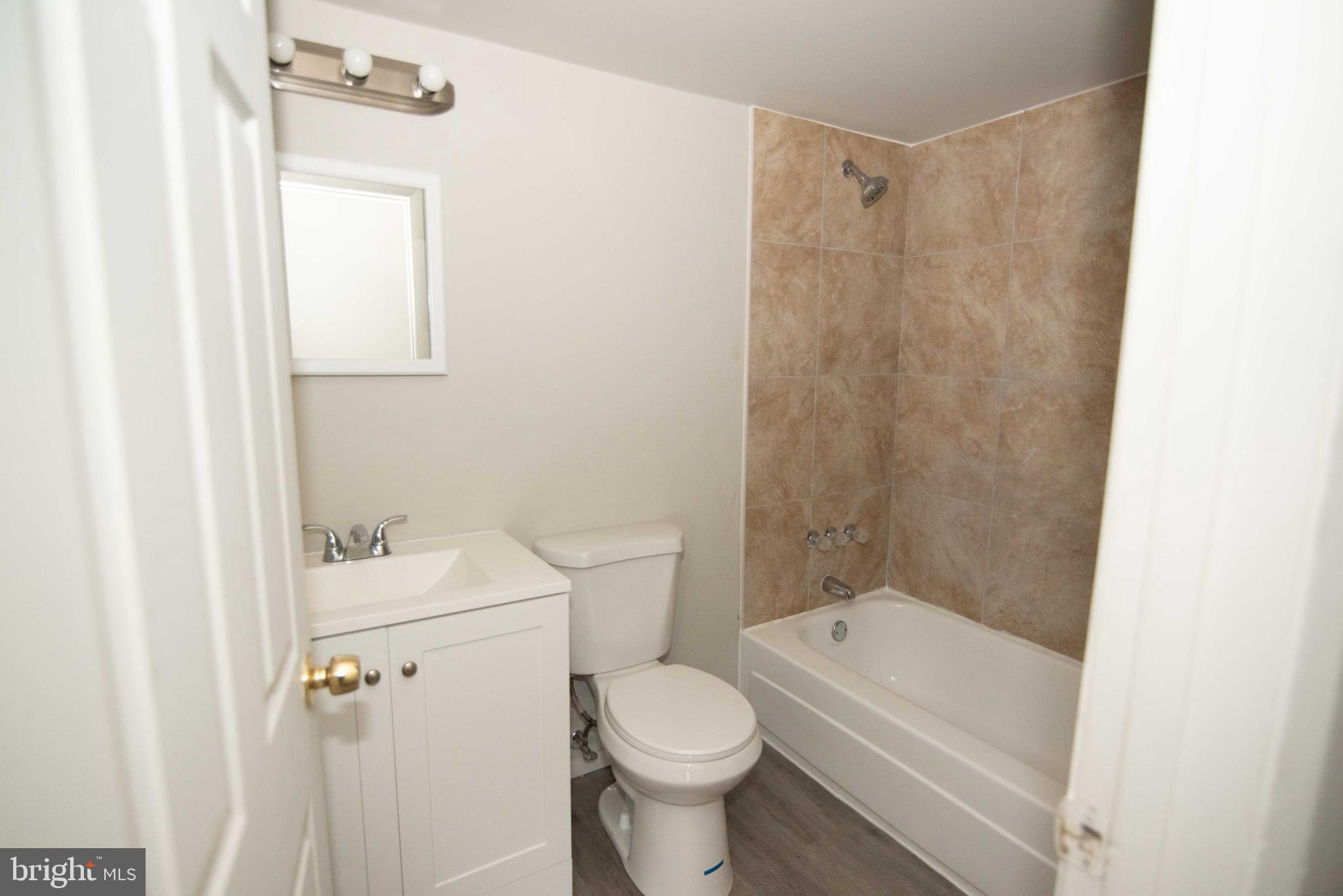 MOUNT HOLLY - Commercial Sale