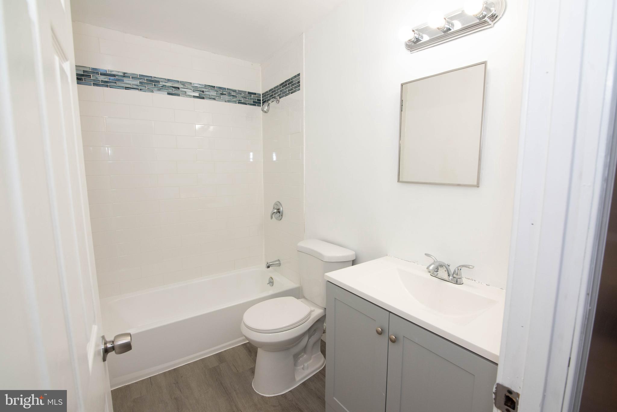 MOUNT HOLLY - Commercial Sale