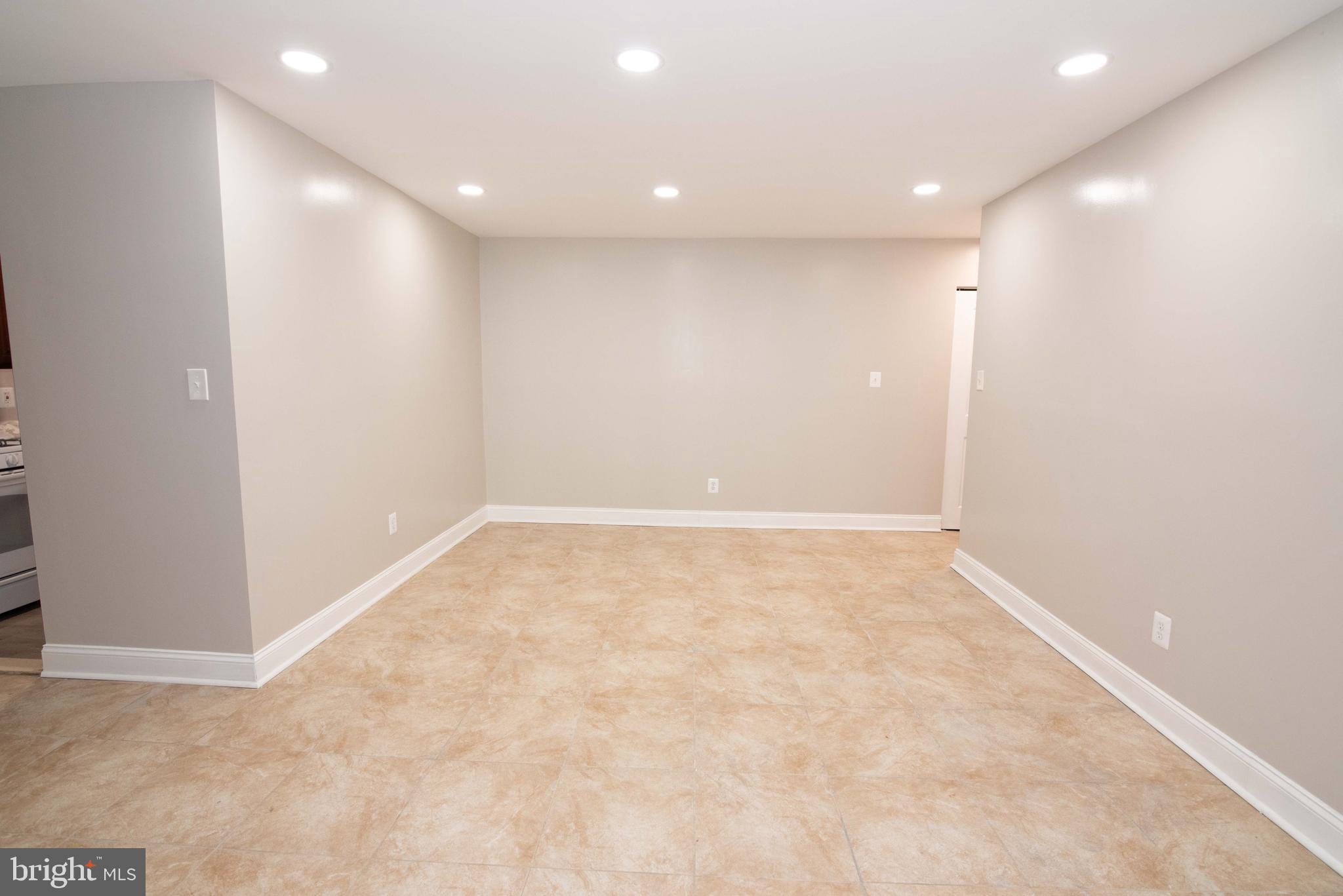 MOUNT HOLLY - Commercial Sale