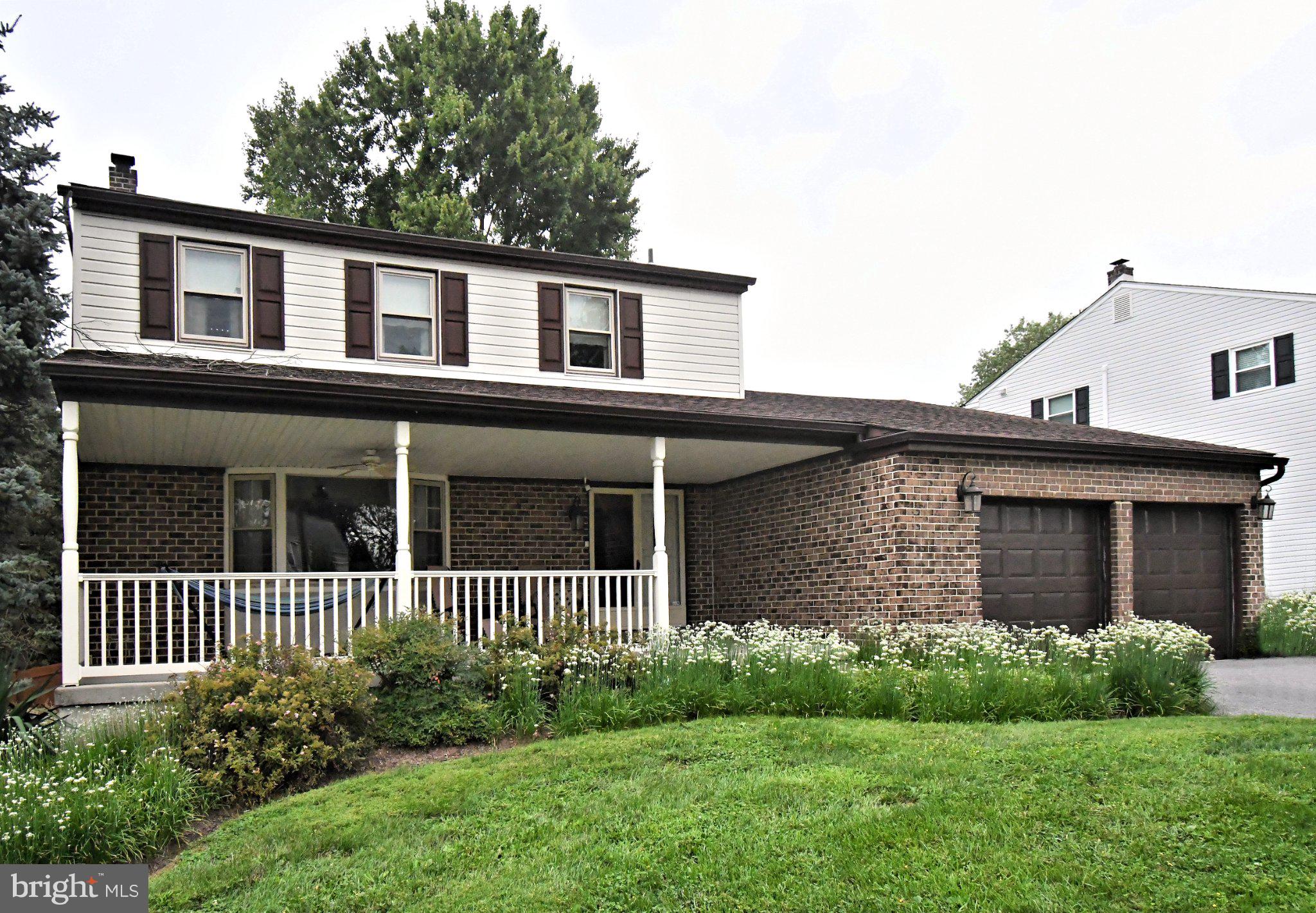 743 CHAMPLAIN DRIVE