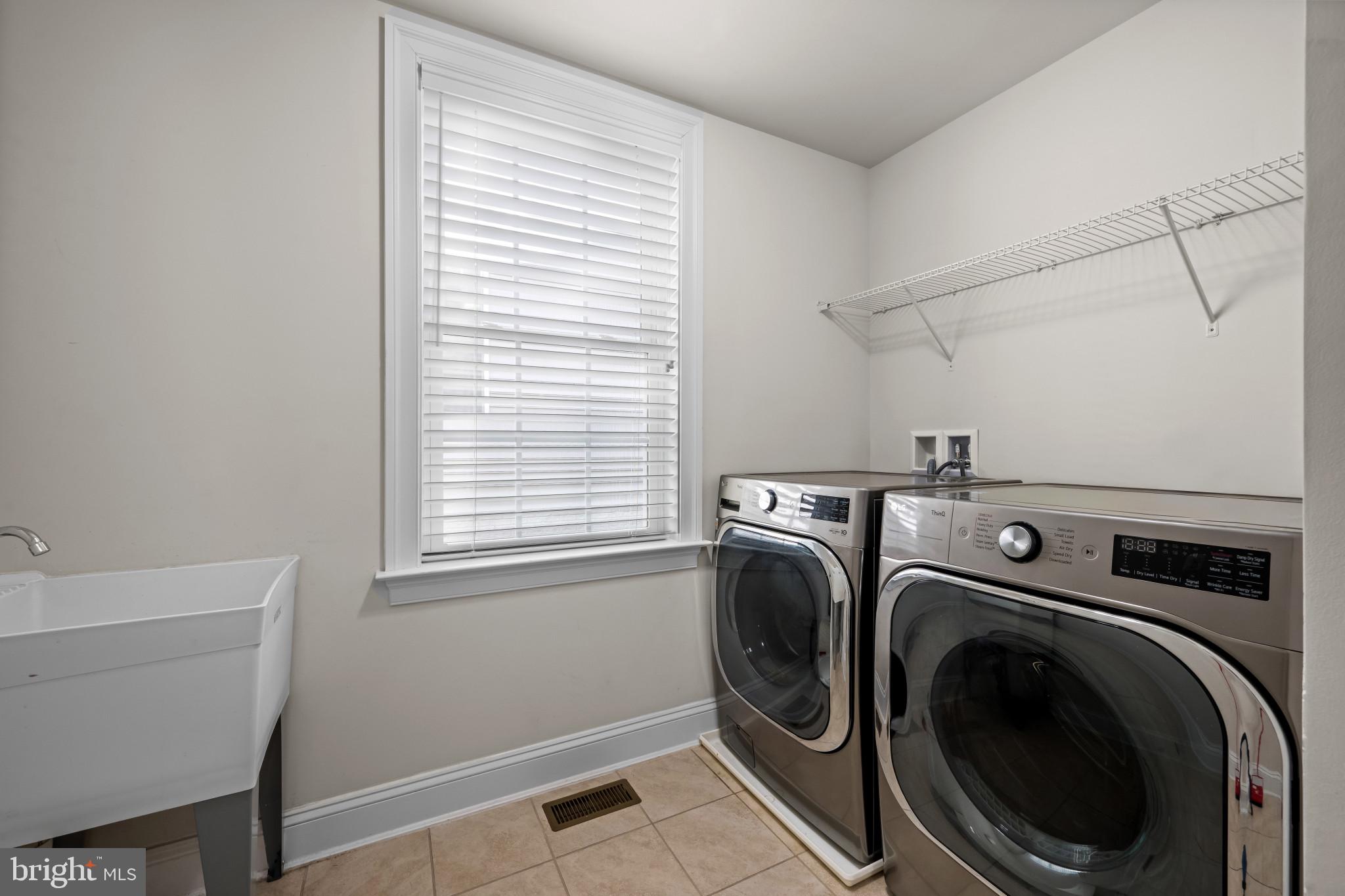 WAVERLY WOODS WEST - Residential