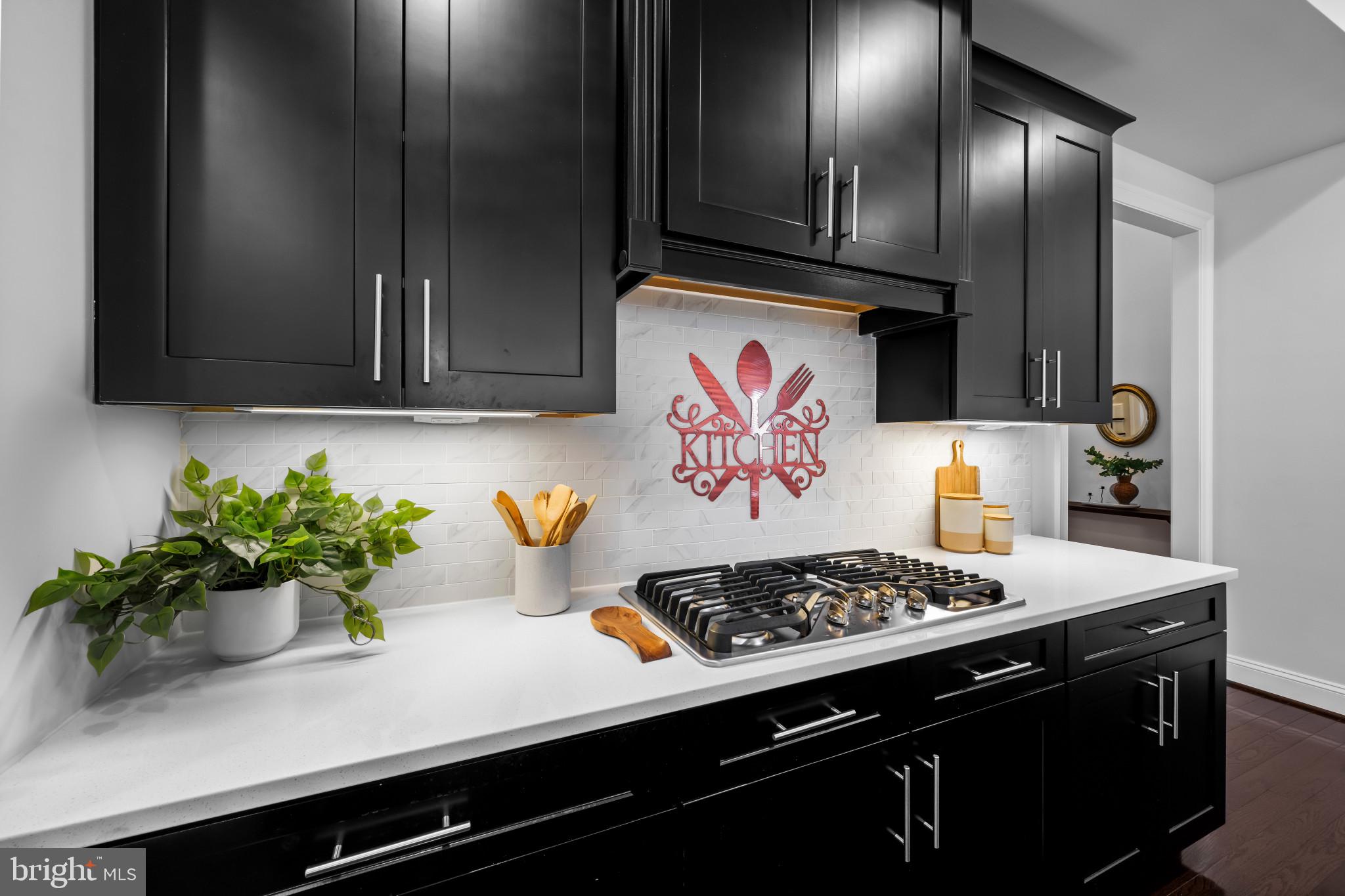 WAVERLY WOODS WEST - Residential