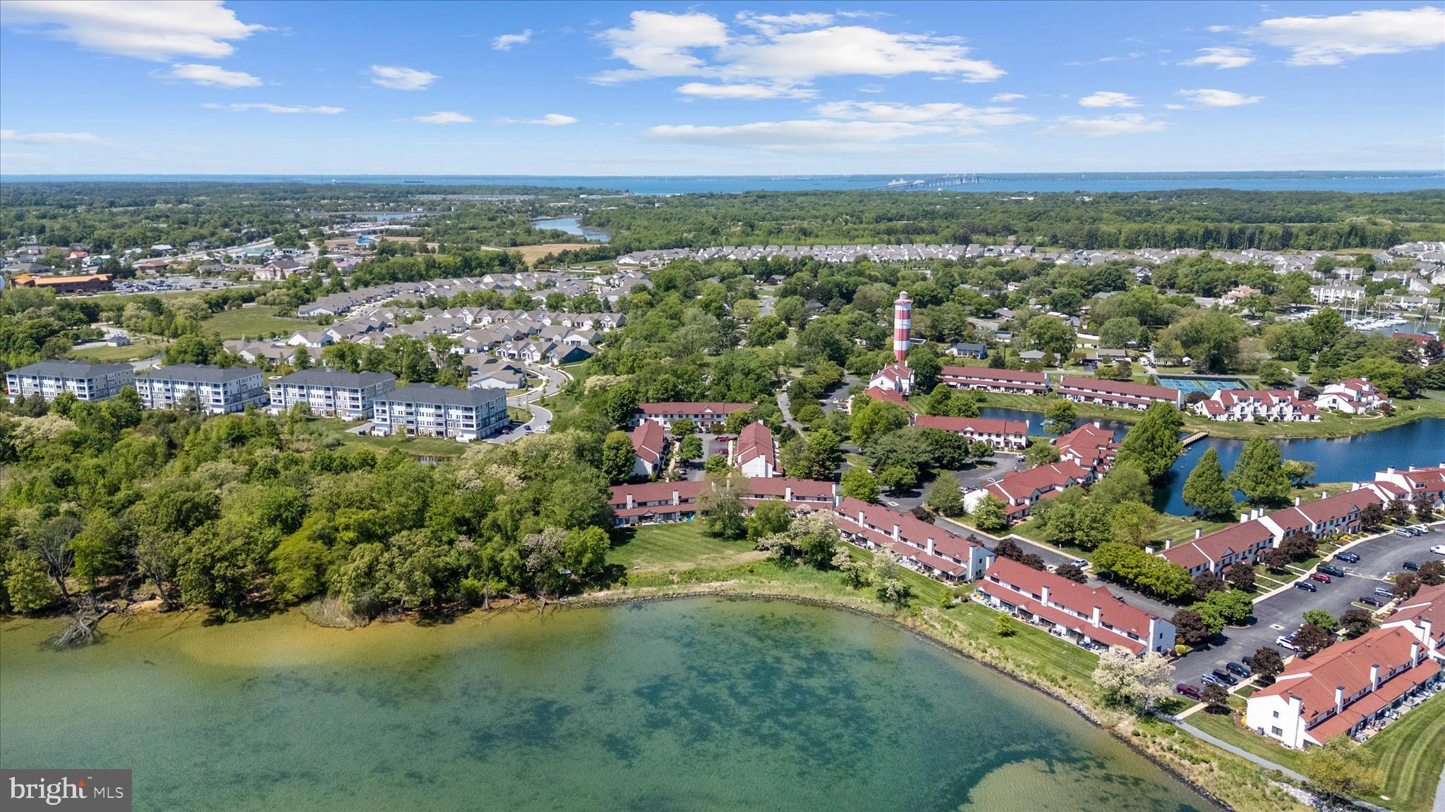 QUEENS LANDING - Residential