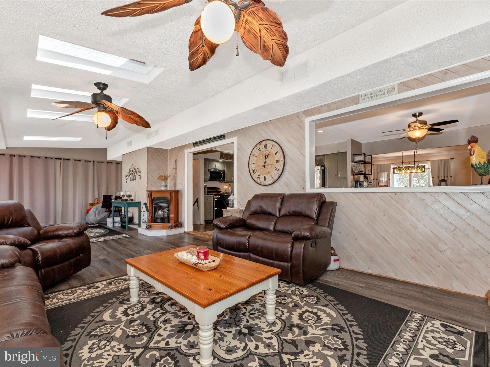 PRESIDENTIAL PARK - Residential