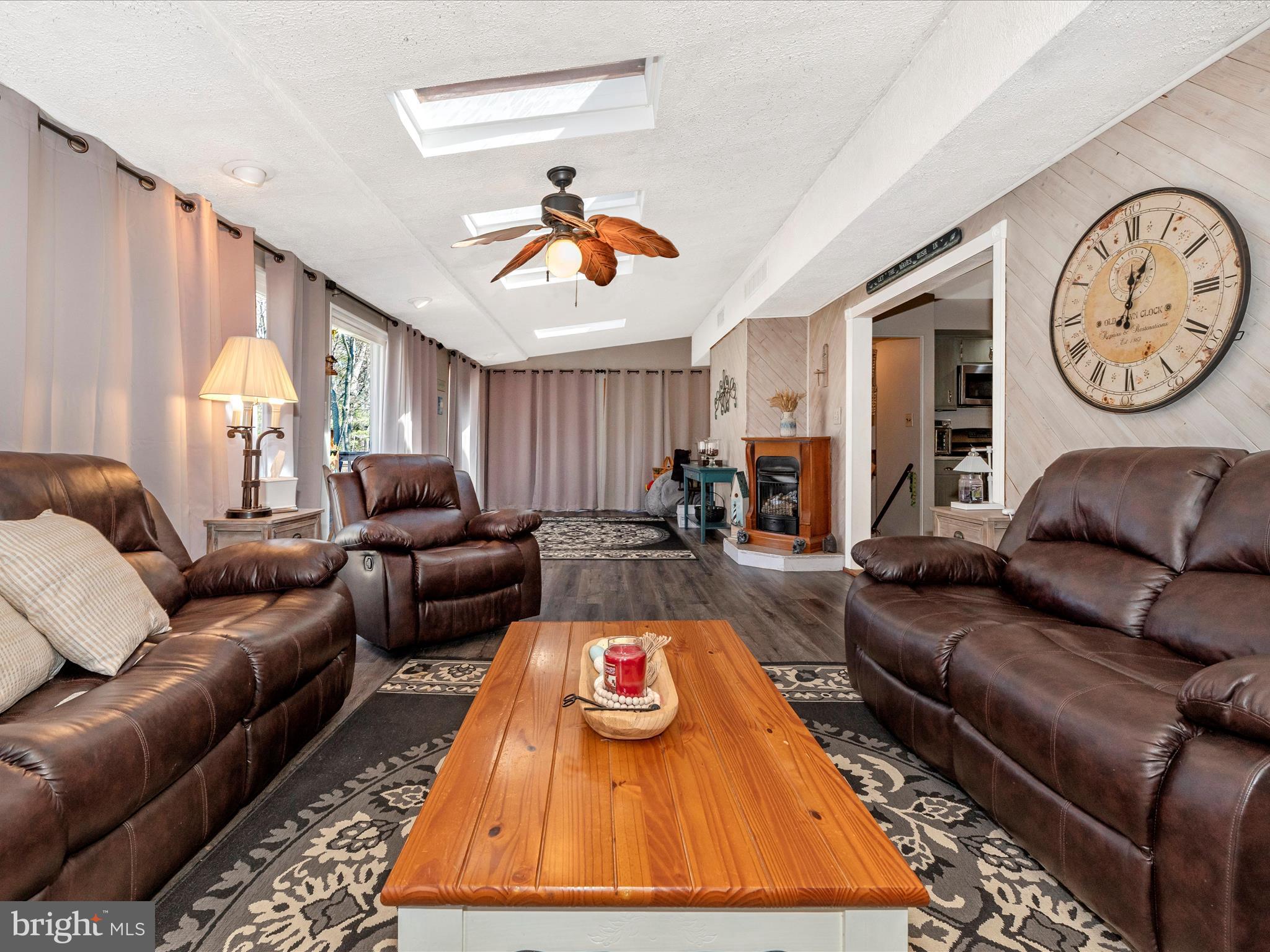 PRESIDENTIAL PARK - Residential