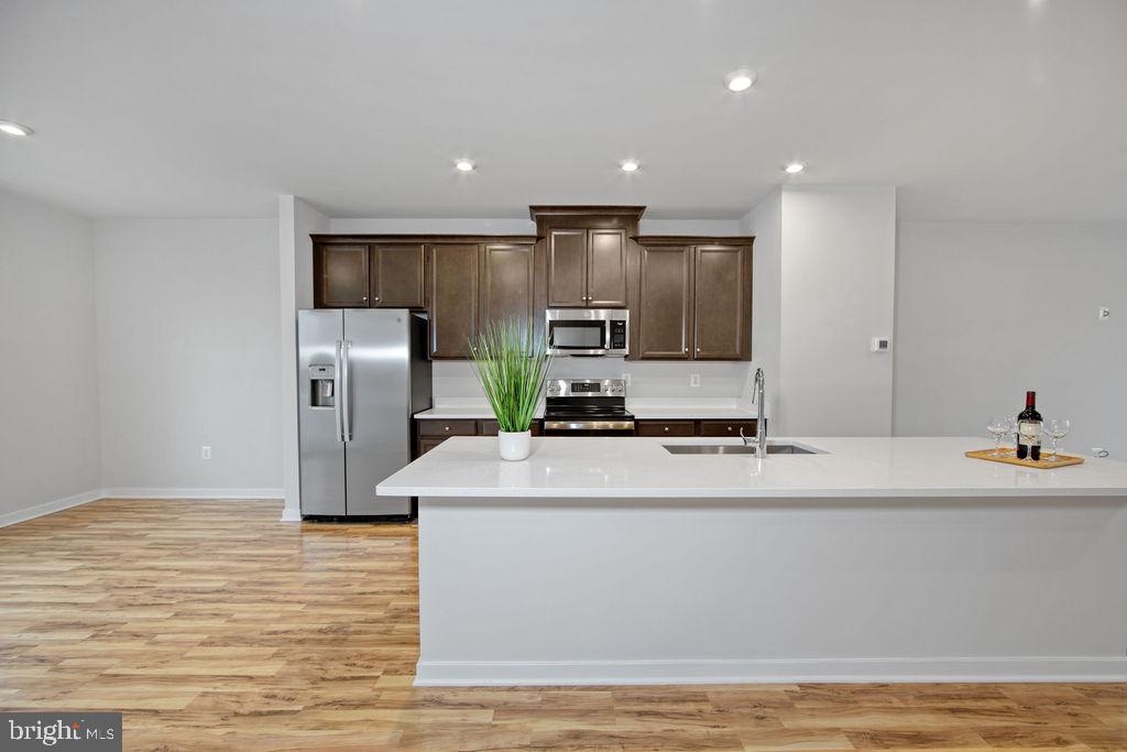 WESTFIELD - Residential Lease