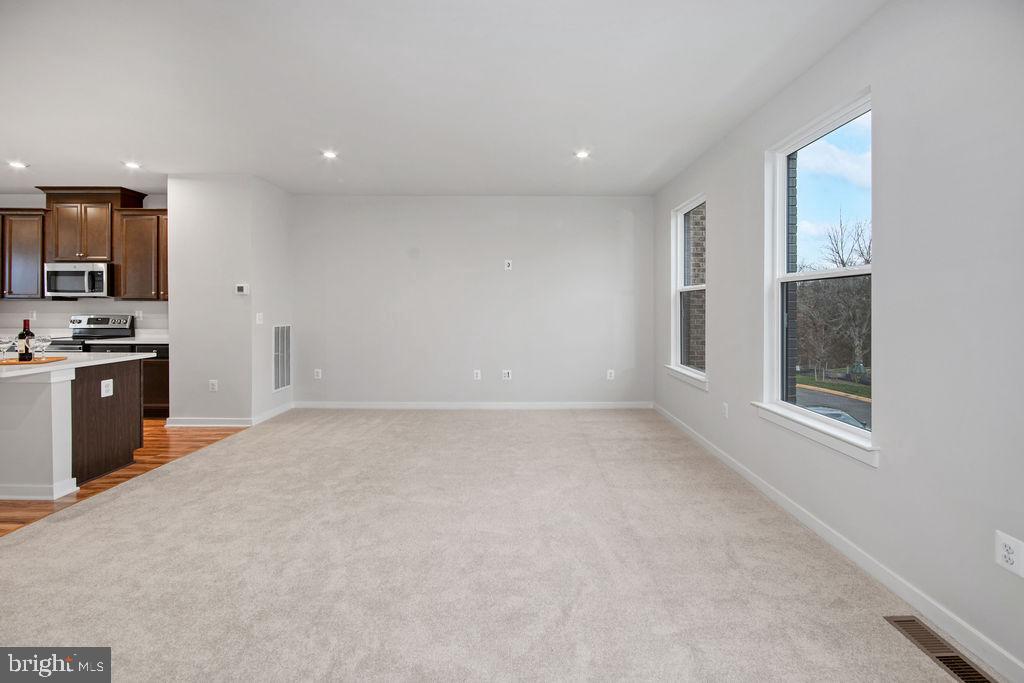 WESTFIELD - Residential Lease