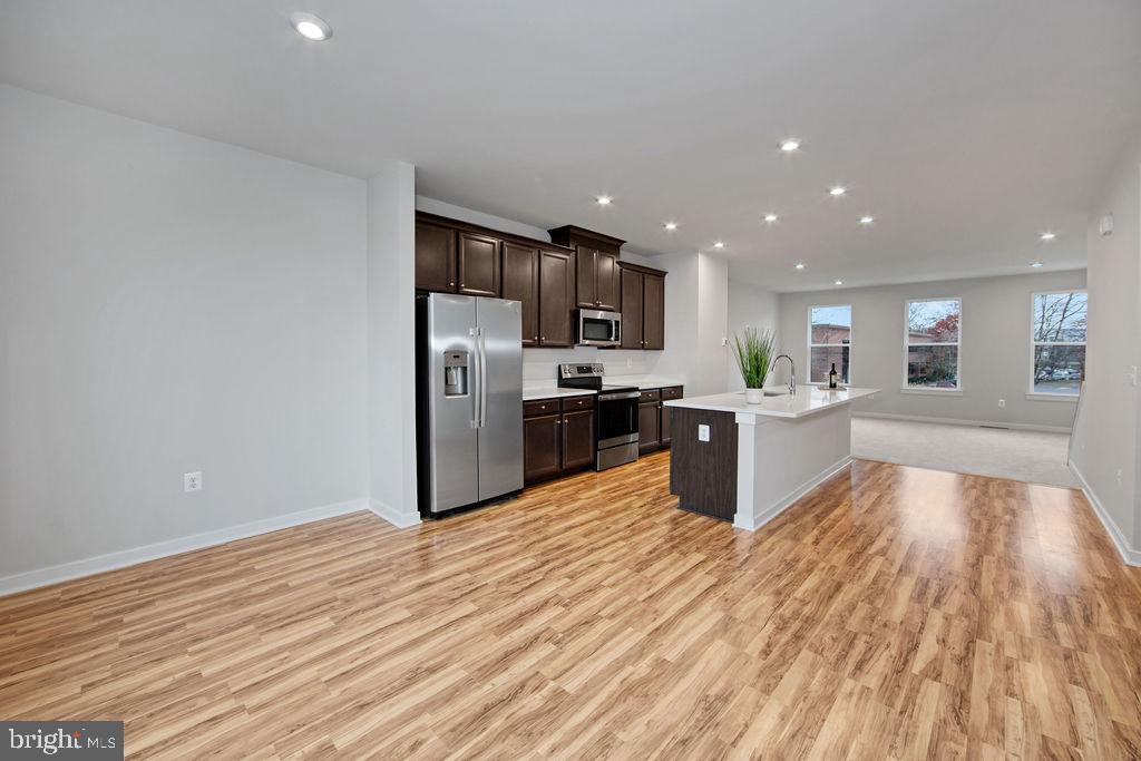 WESTFIELD - Residential Lease