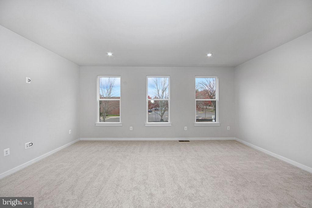 WESTFIELD - Residential Lease