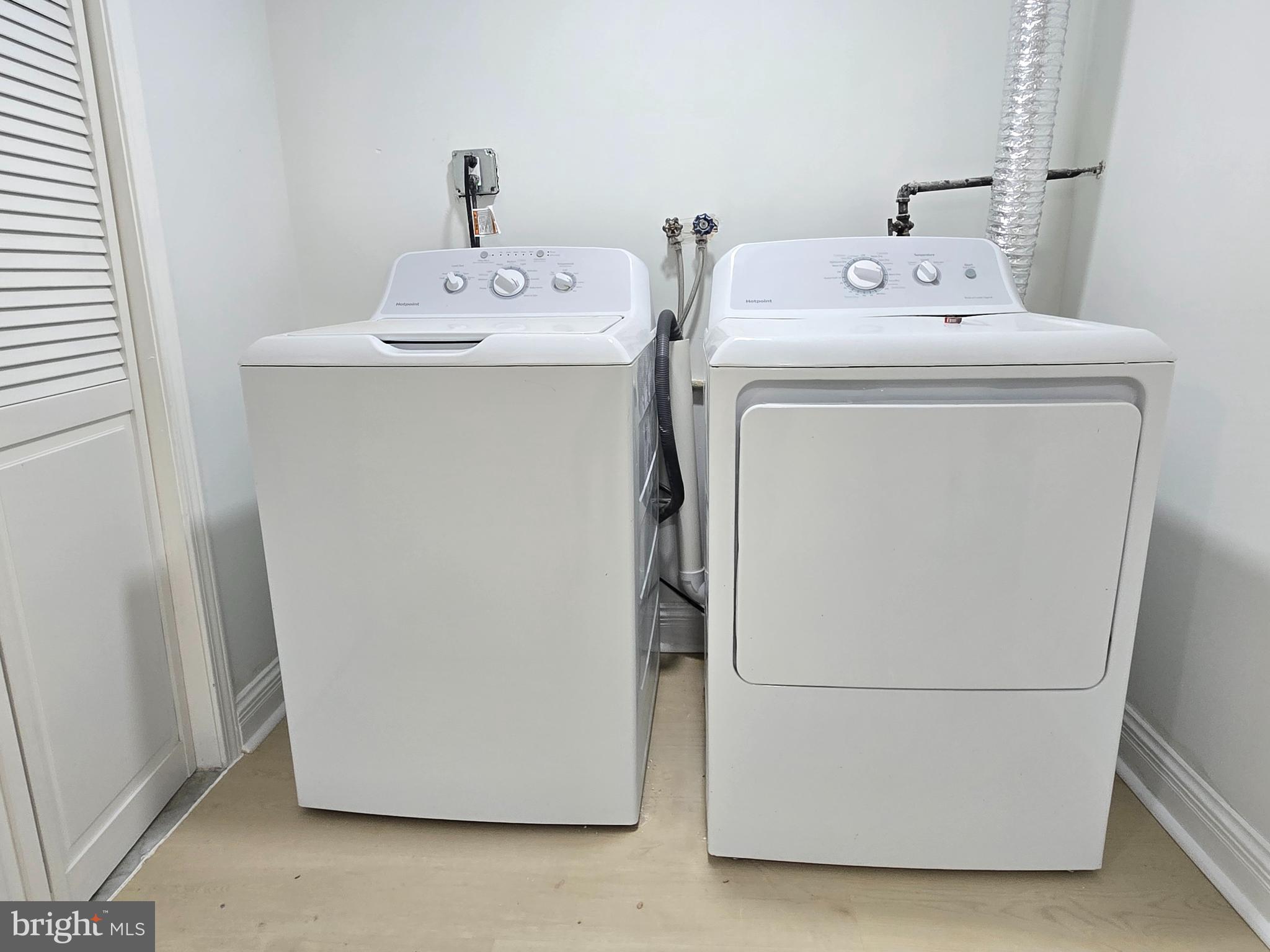 BERKSHIRE - Residential Lease