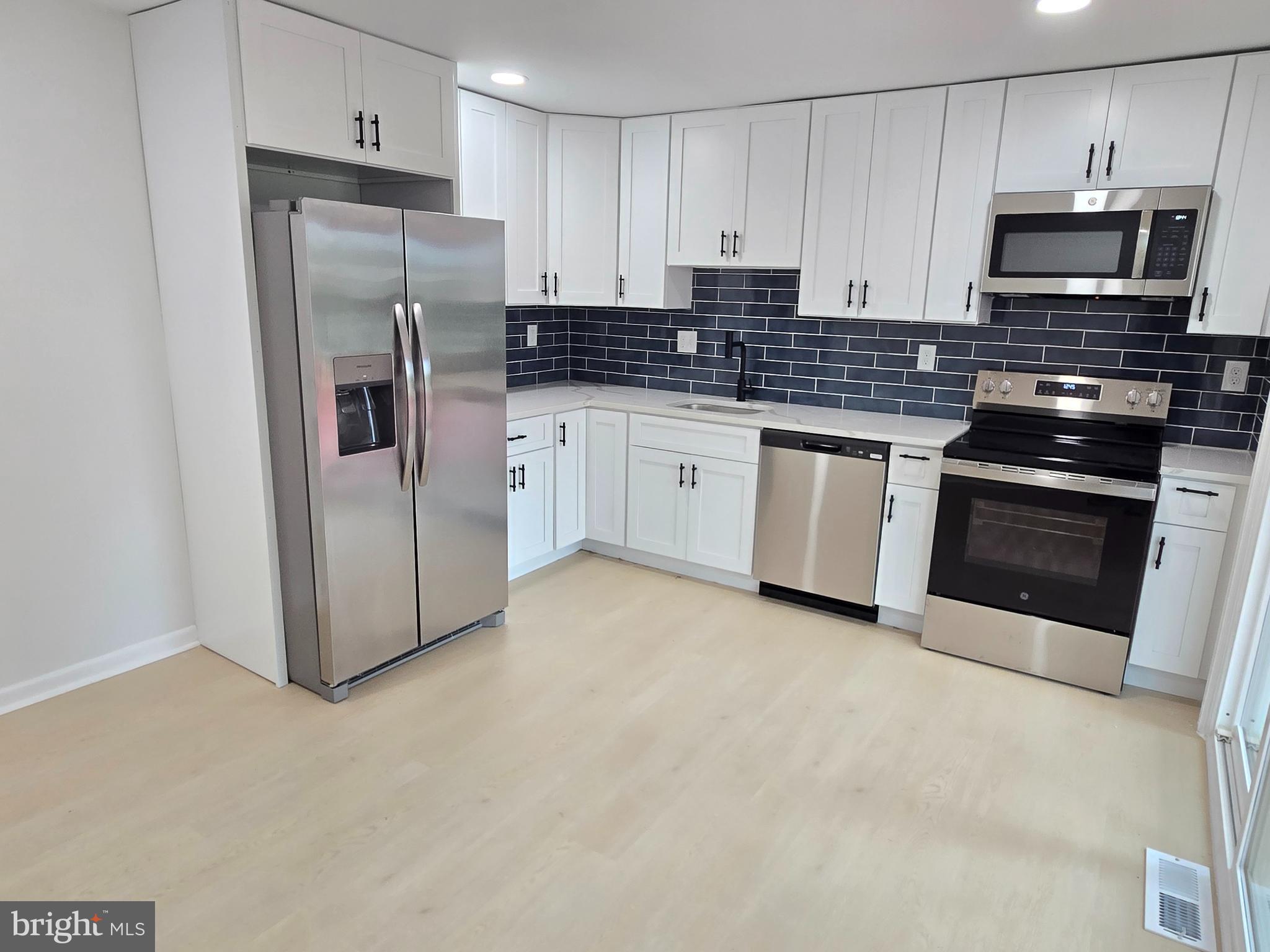 BERKSHIRE - Residential Lease