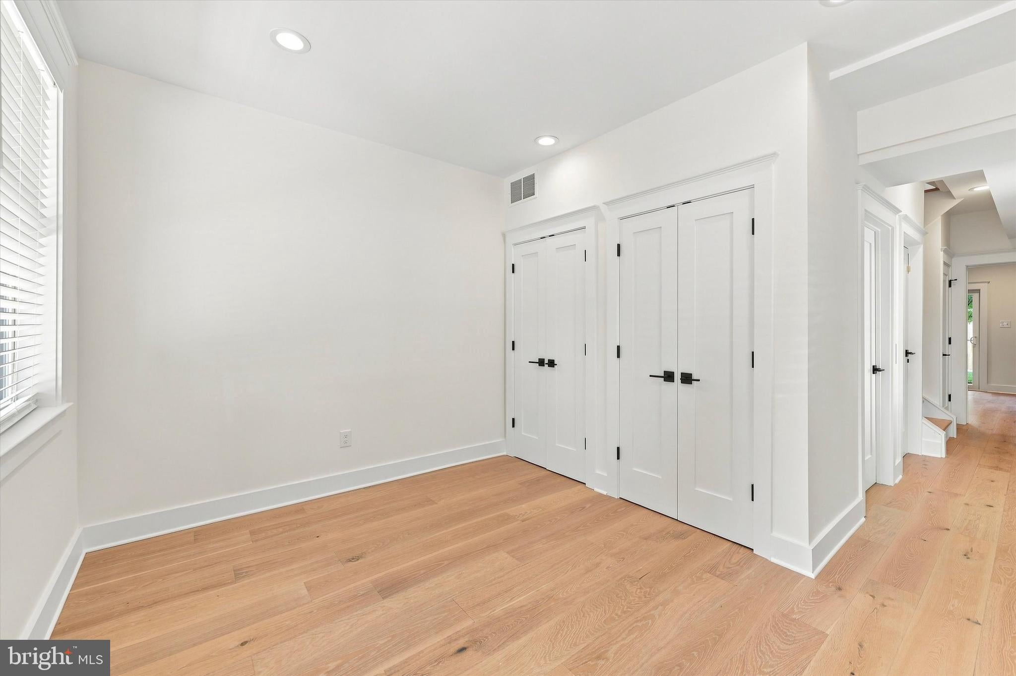 27 WILKINS AVENUE