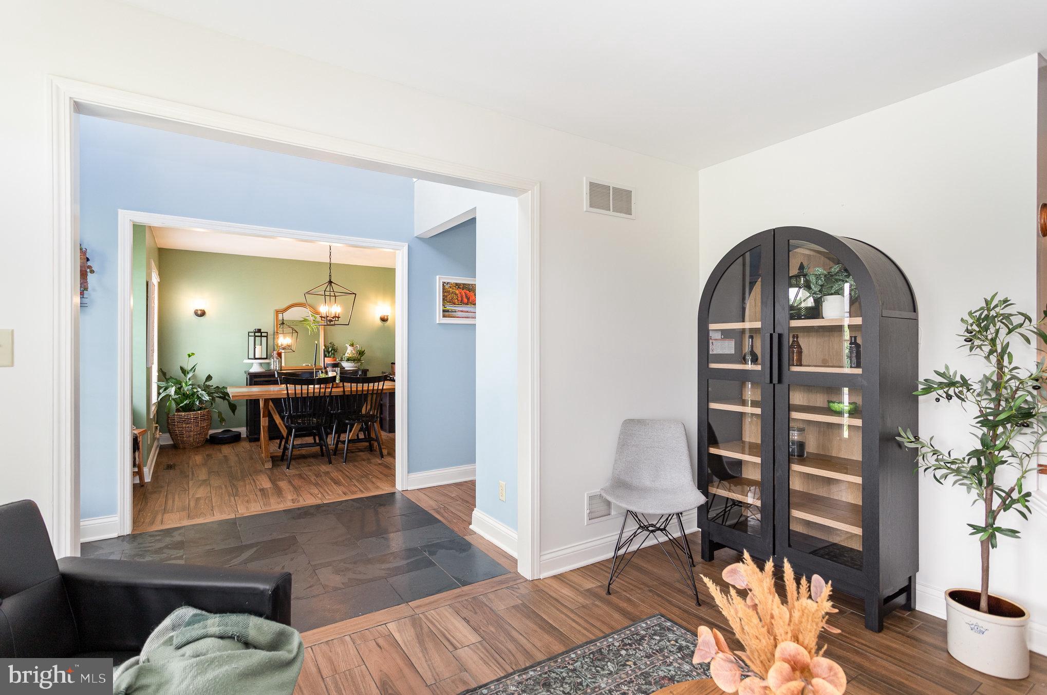 210 SUNSET DRIVE