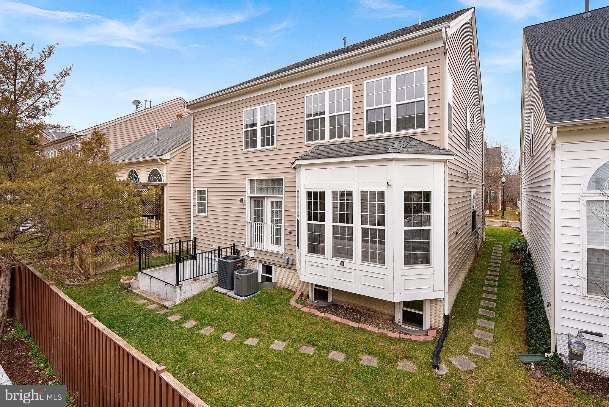 GREAT OAK - Residential