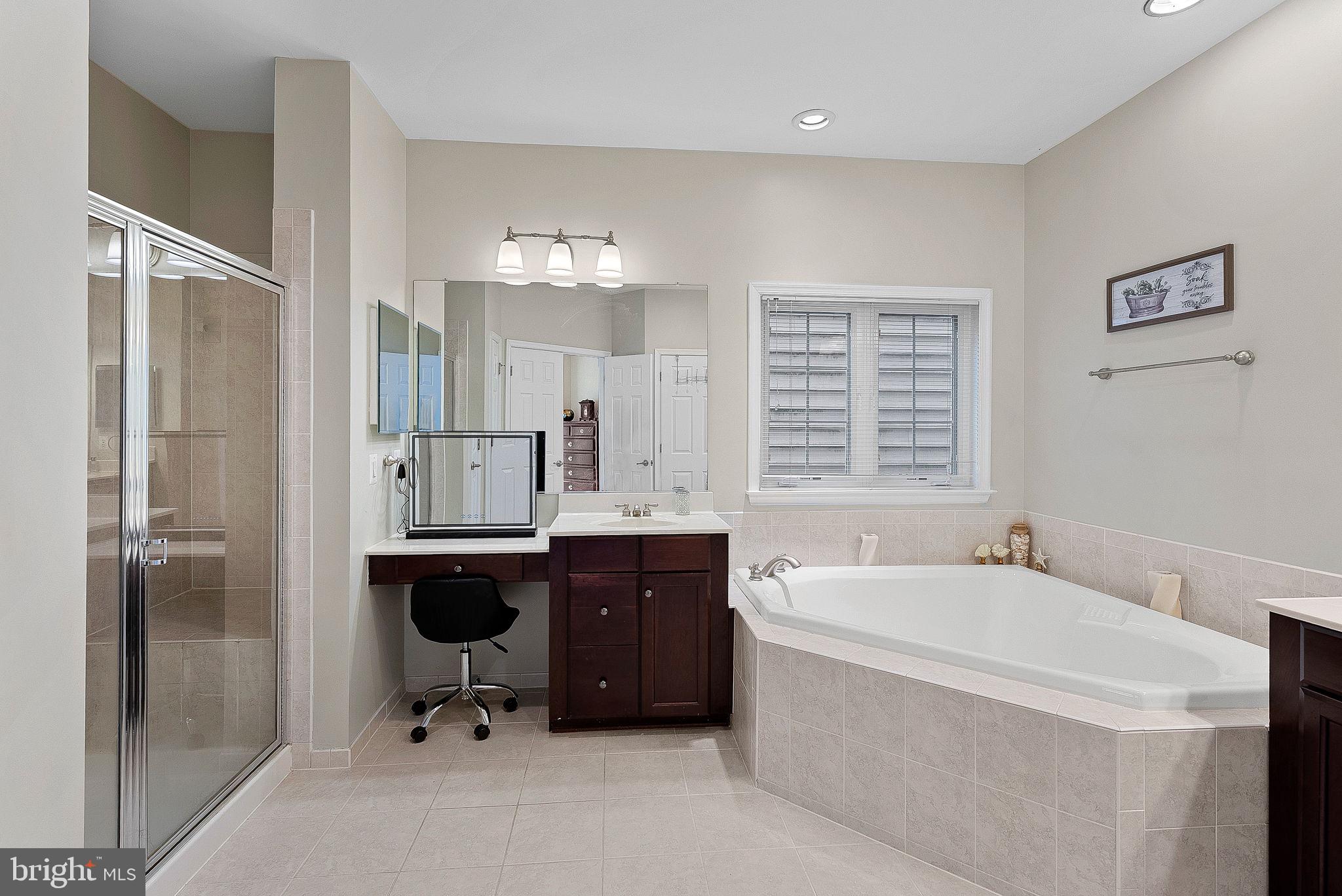 GREAT OAK - Residential