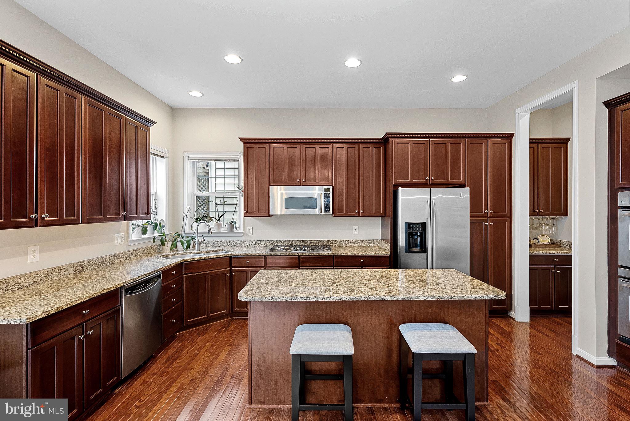 GREAT OAK - Residential