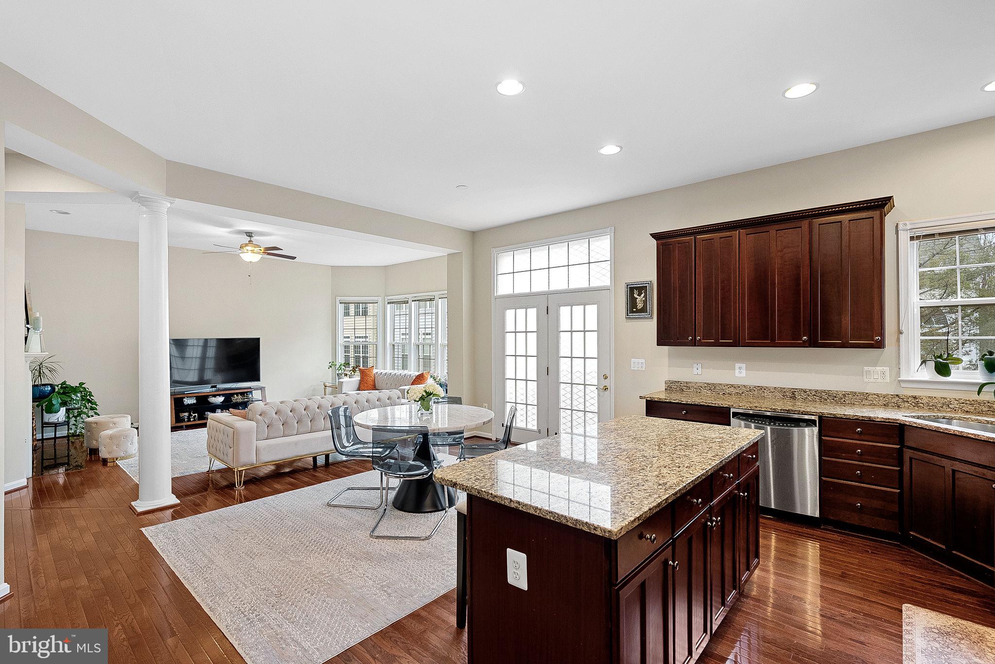 GREAT OAK - Residential