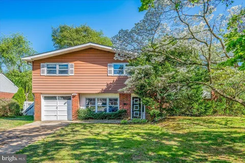 2124 Coventry Drive, Wilmington, DE MLS: DENC2080578