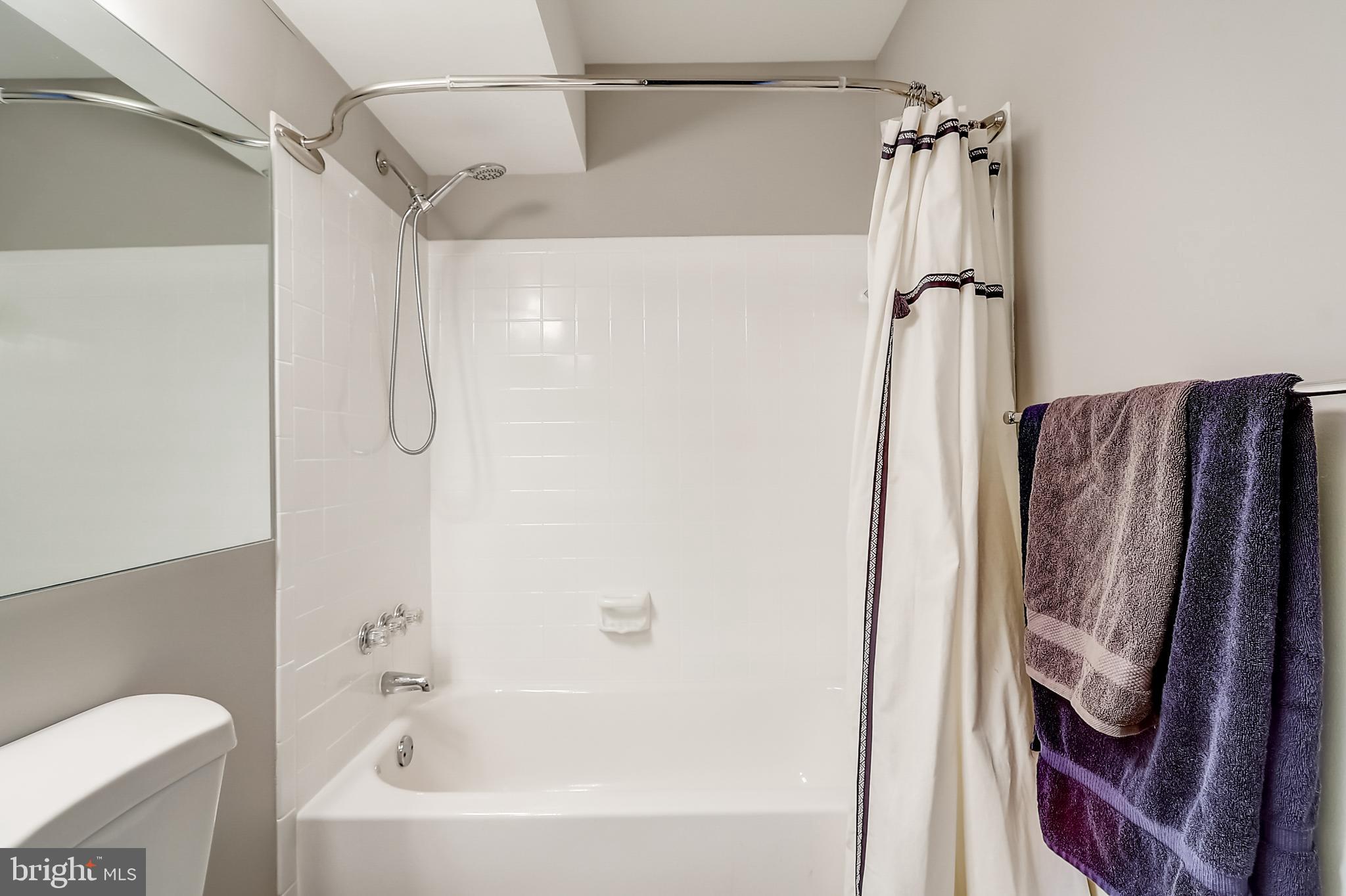 DOCKSIDE - Residential