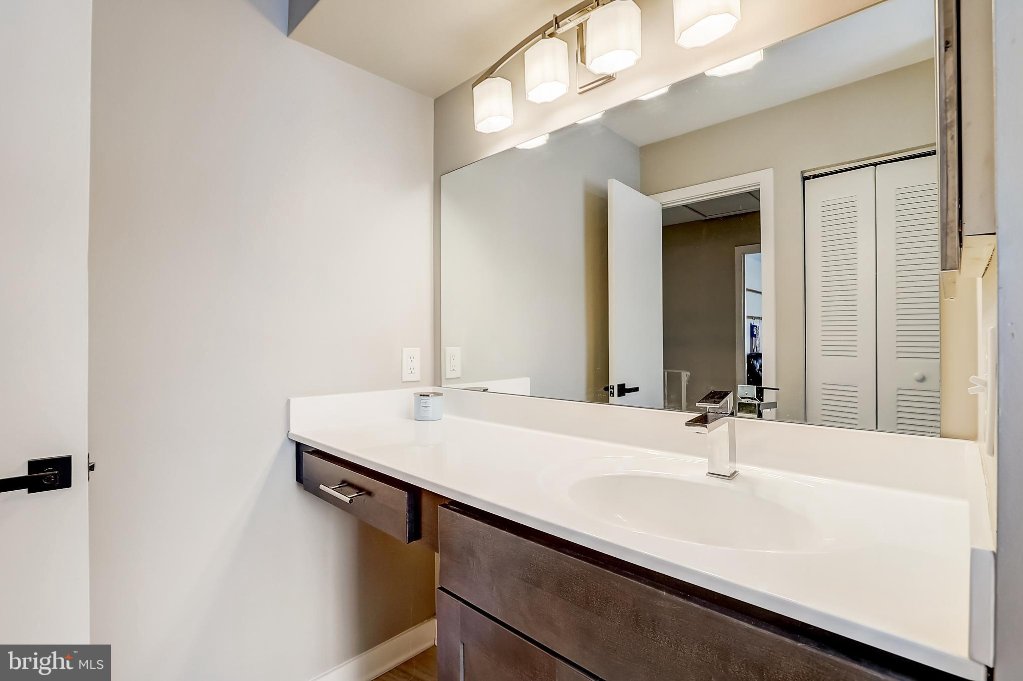 DOCKSIDE - Residential