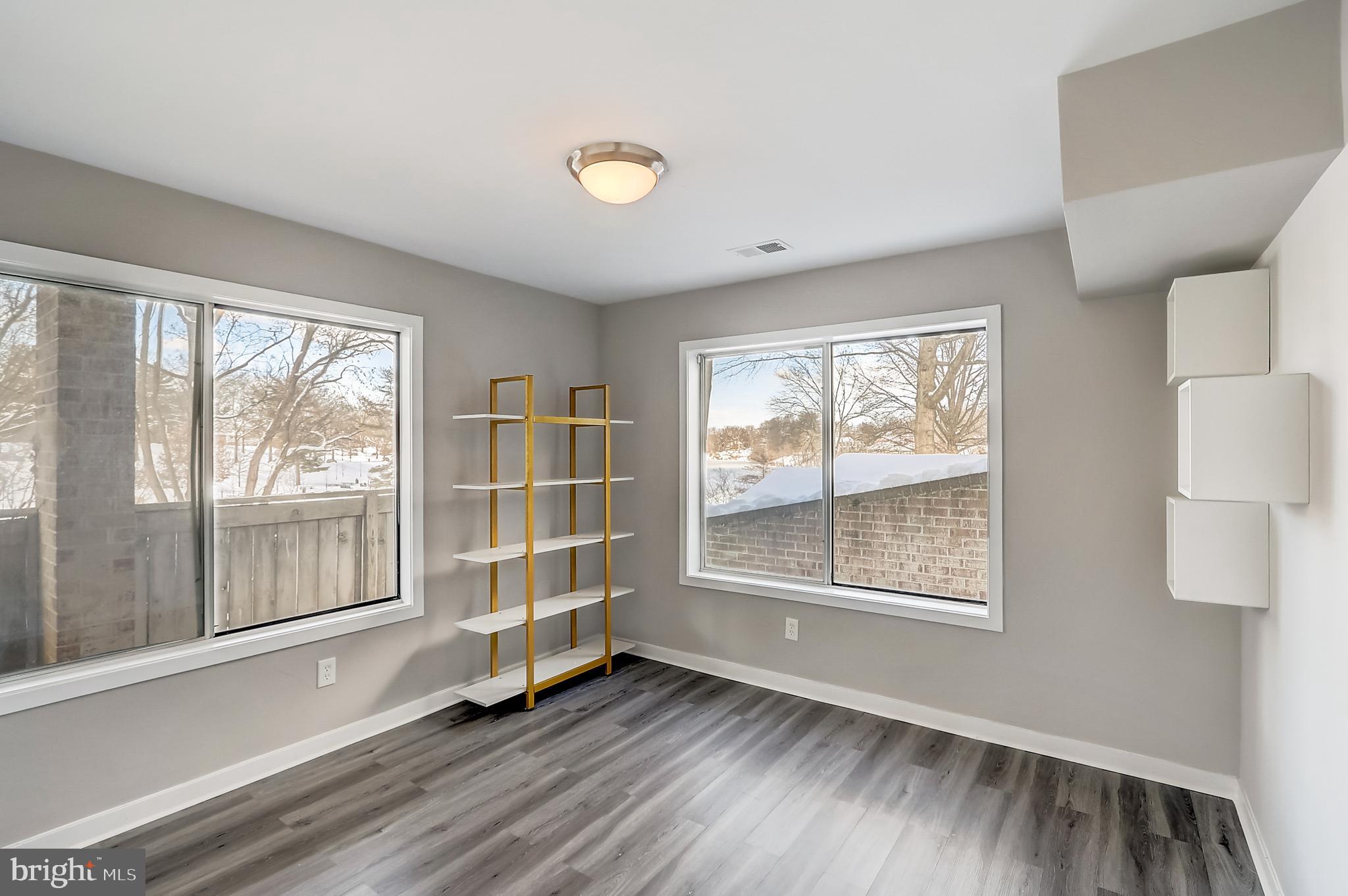 DOCKSIDE - Residential