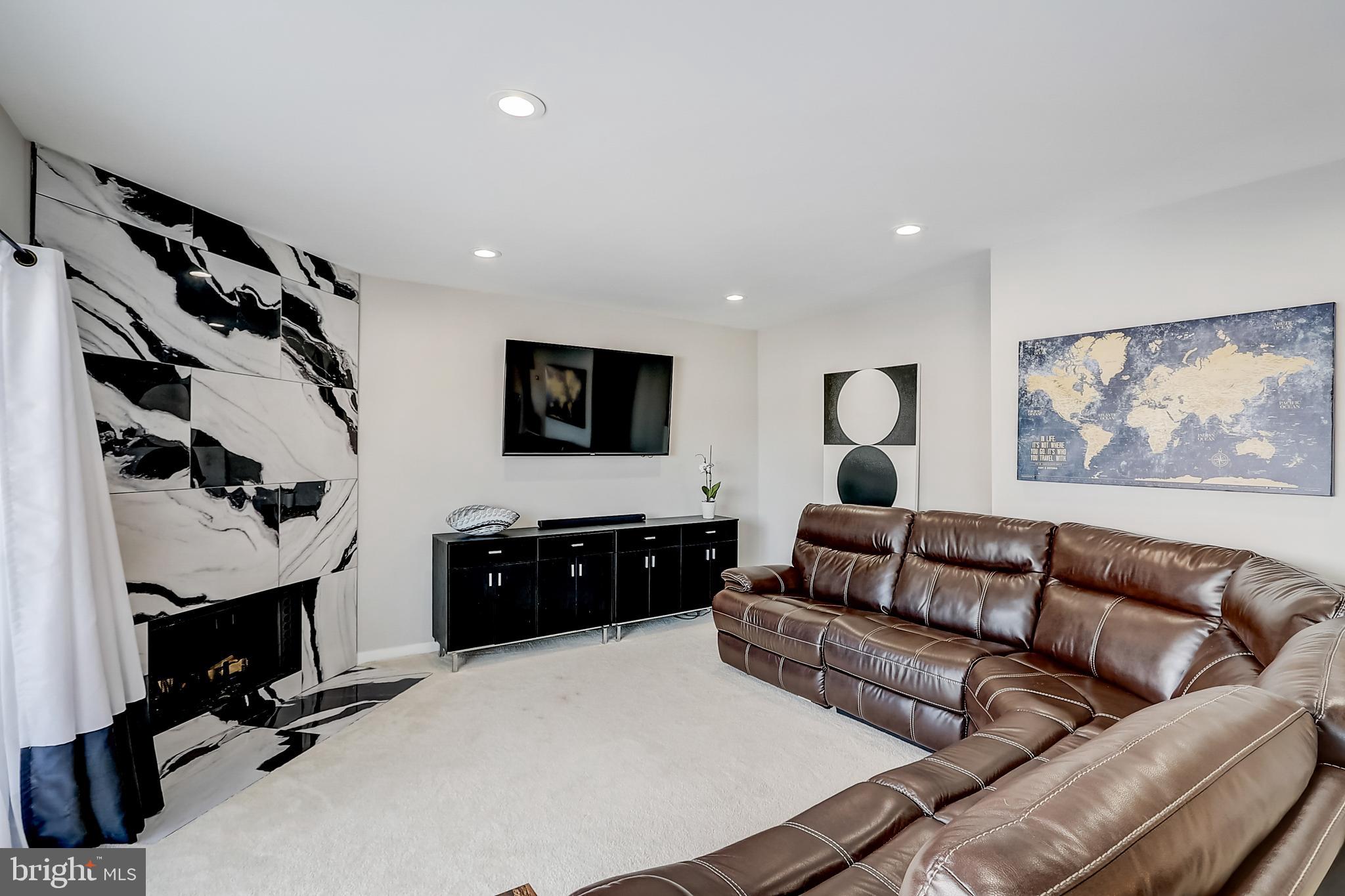 DOCKSIDE - Residential