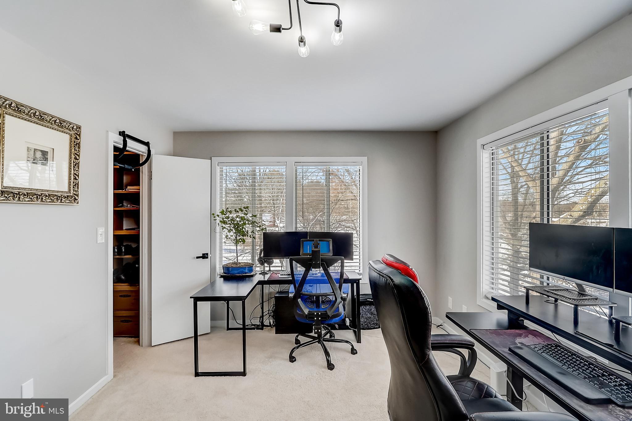 DOCKSIDE - Residential