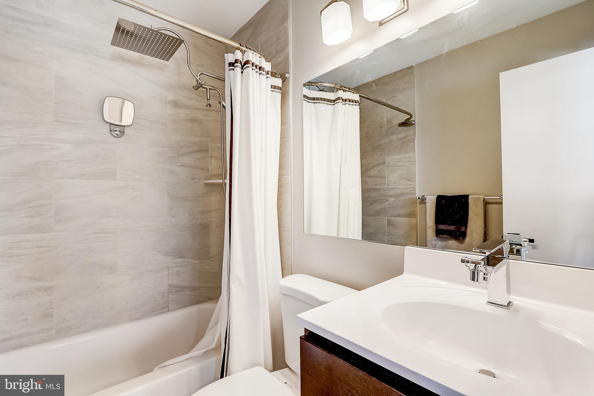 DOCKSIDE - Residential