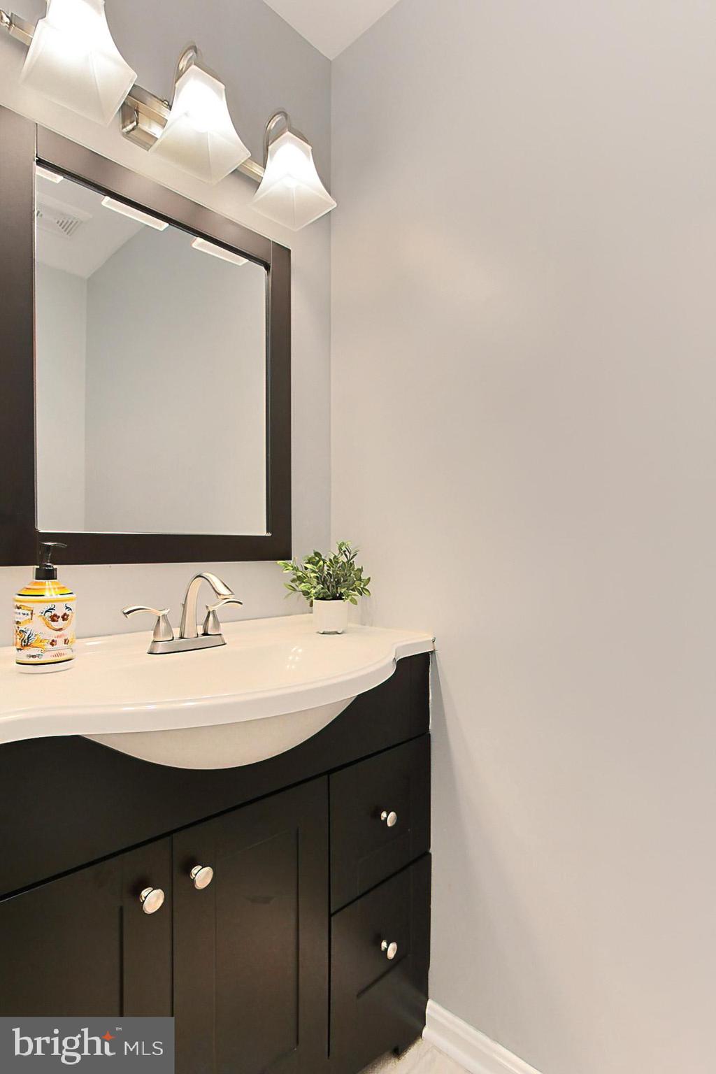 KEENE MILL OAKS - Residential