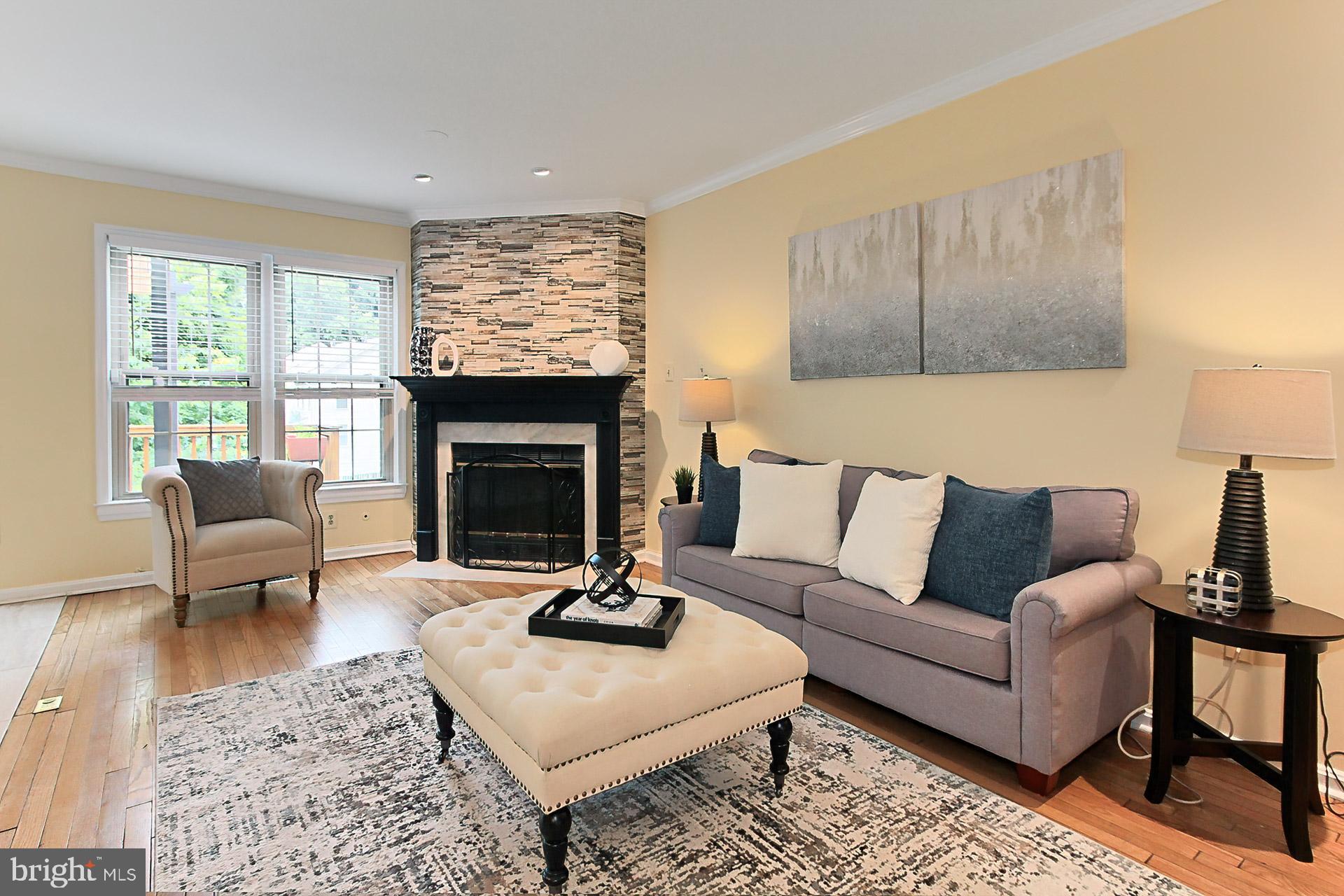 KEENE MILL OAKS - Residential