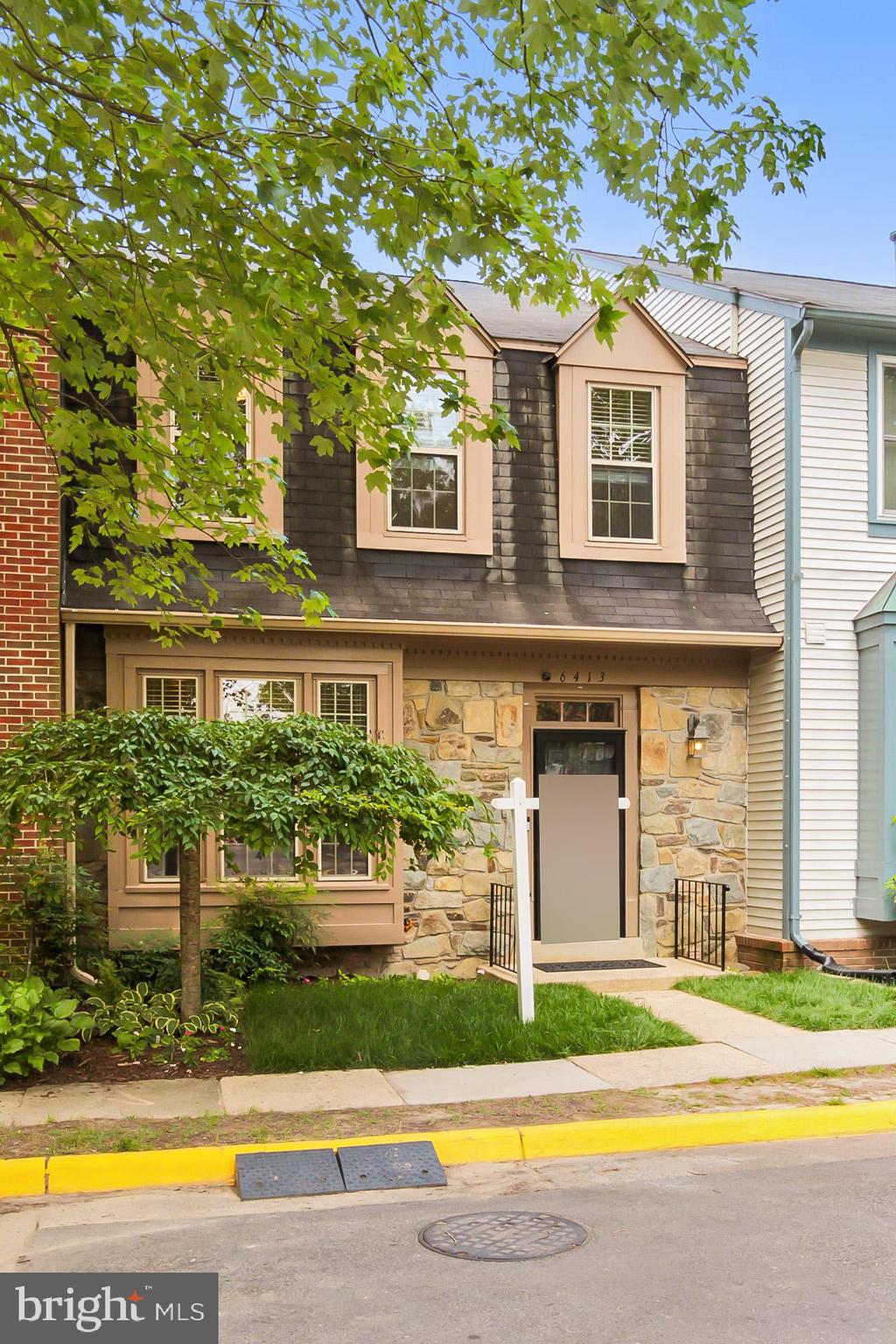 KEENE MILL OAKS - Residential