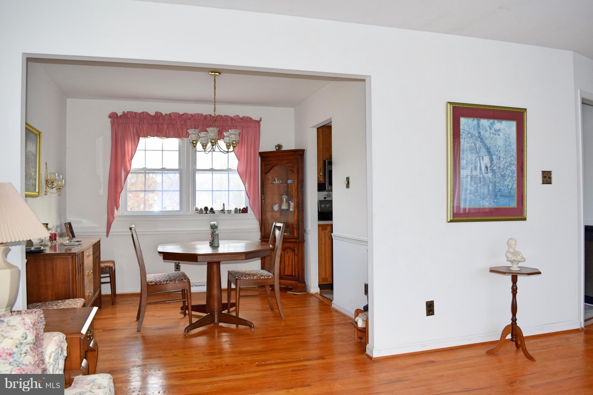 COUNTRY CLUB SOUTH - Residential