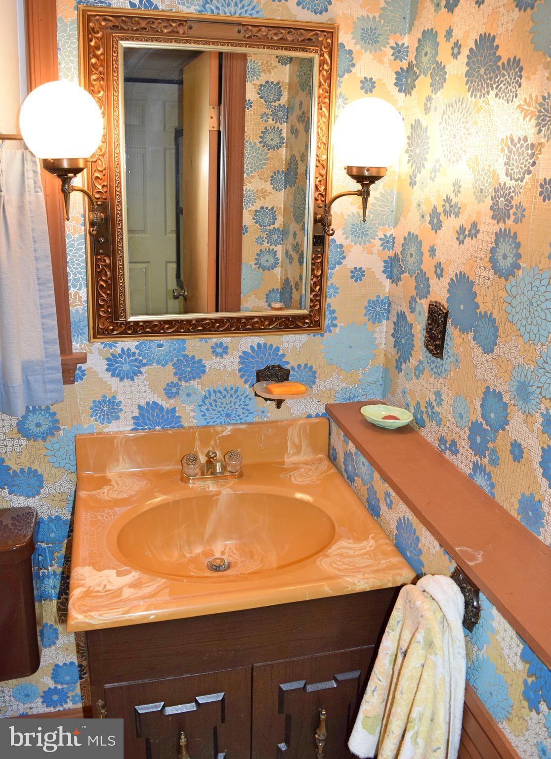 COUNTRY CLUB SOUTH - Residential