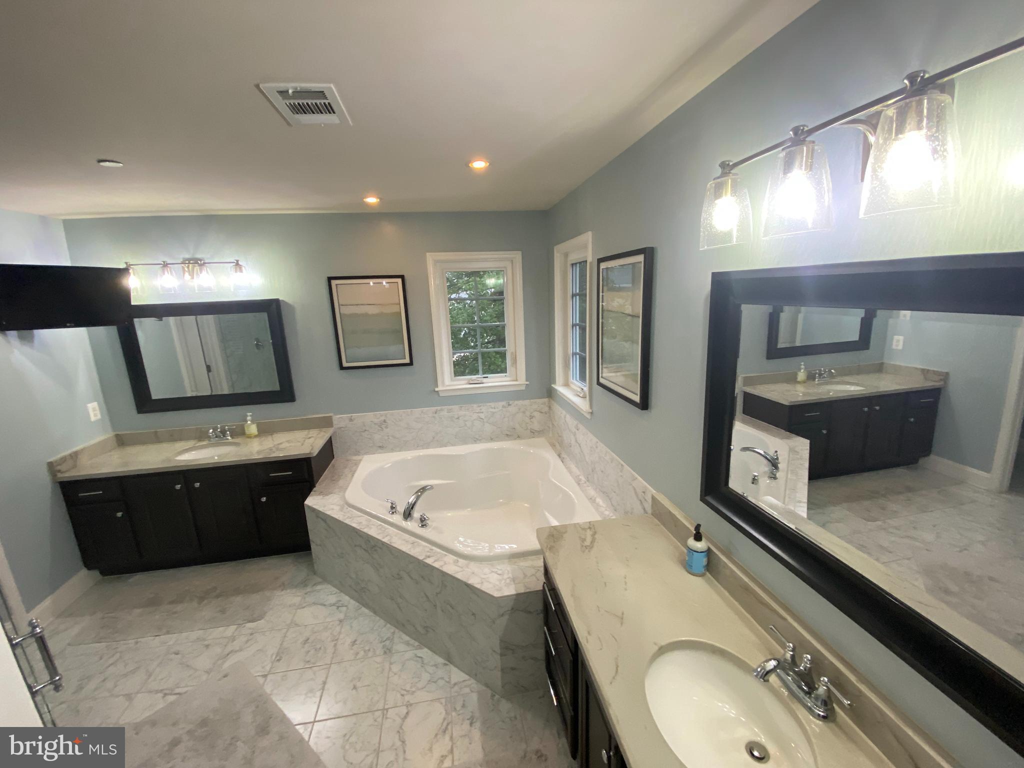 WEST END PARK - Residential