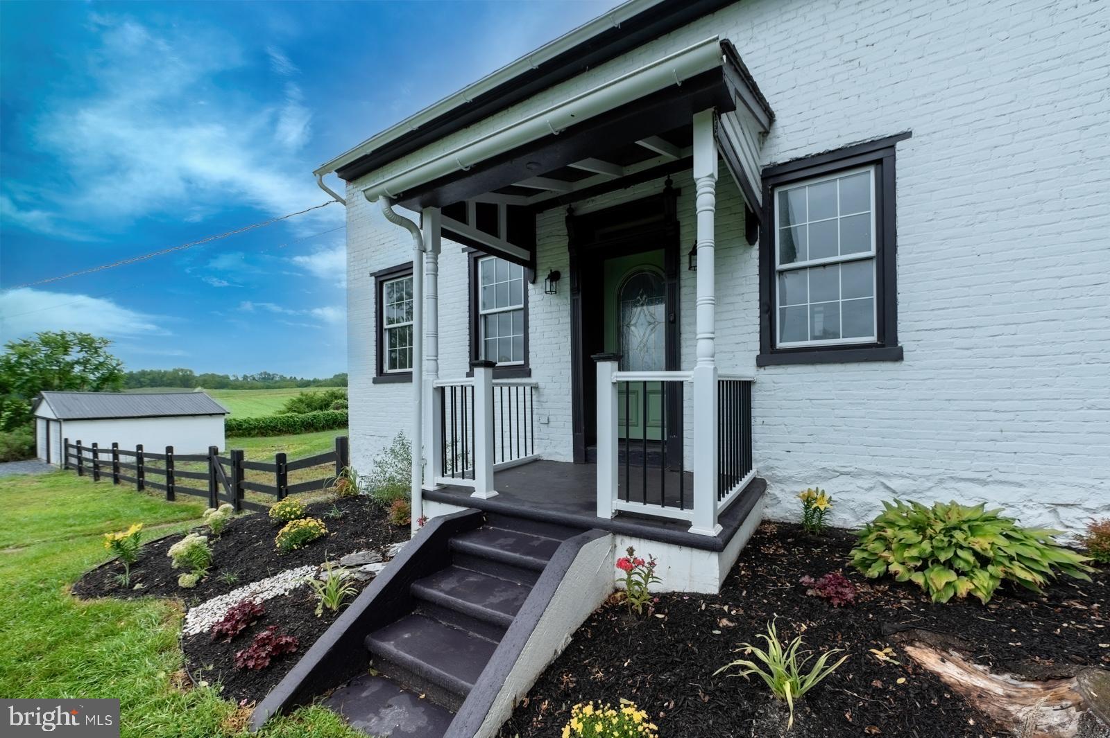 345 MAIDENCREEK ROAD