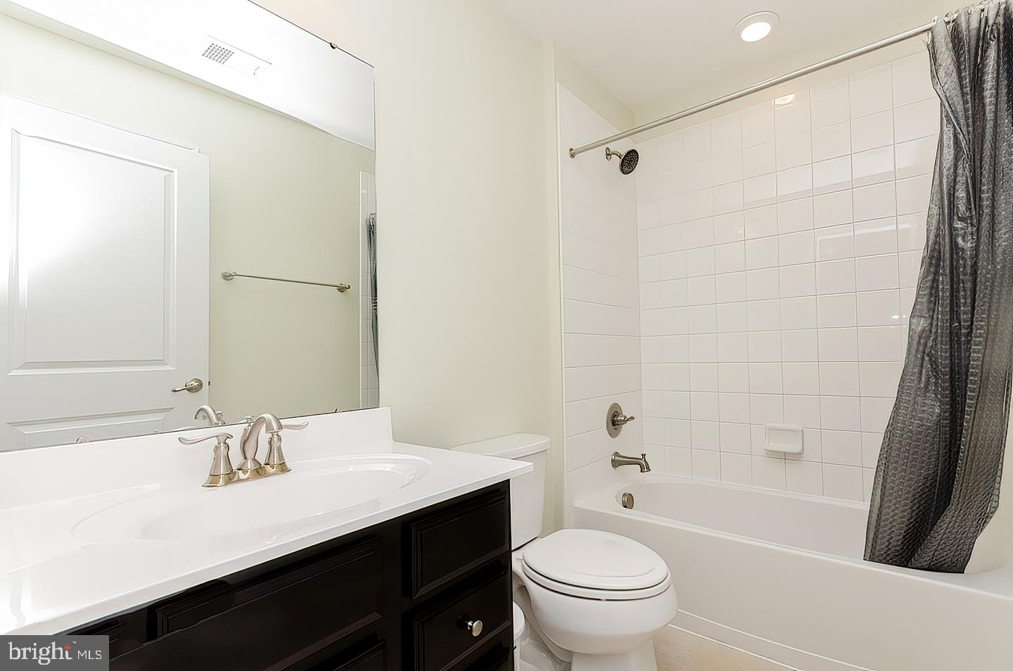 POTOMAC STATION - Residential