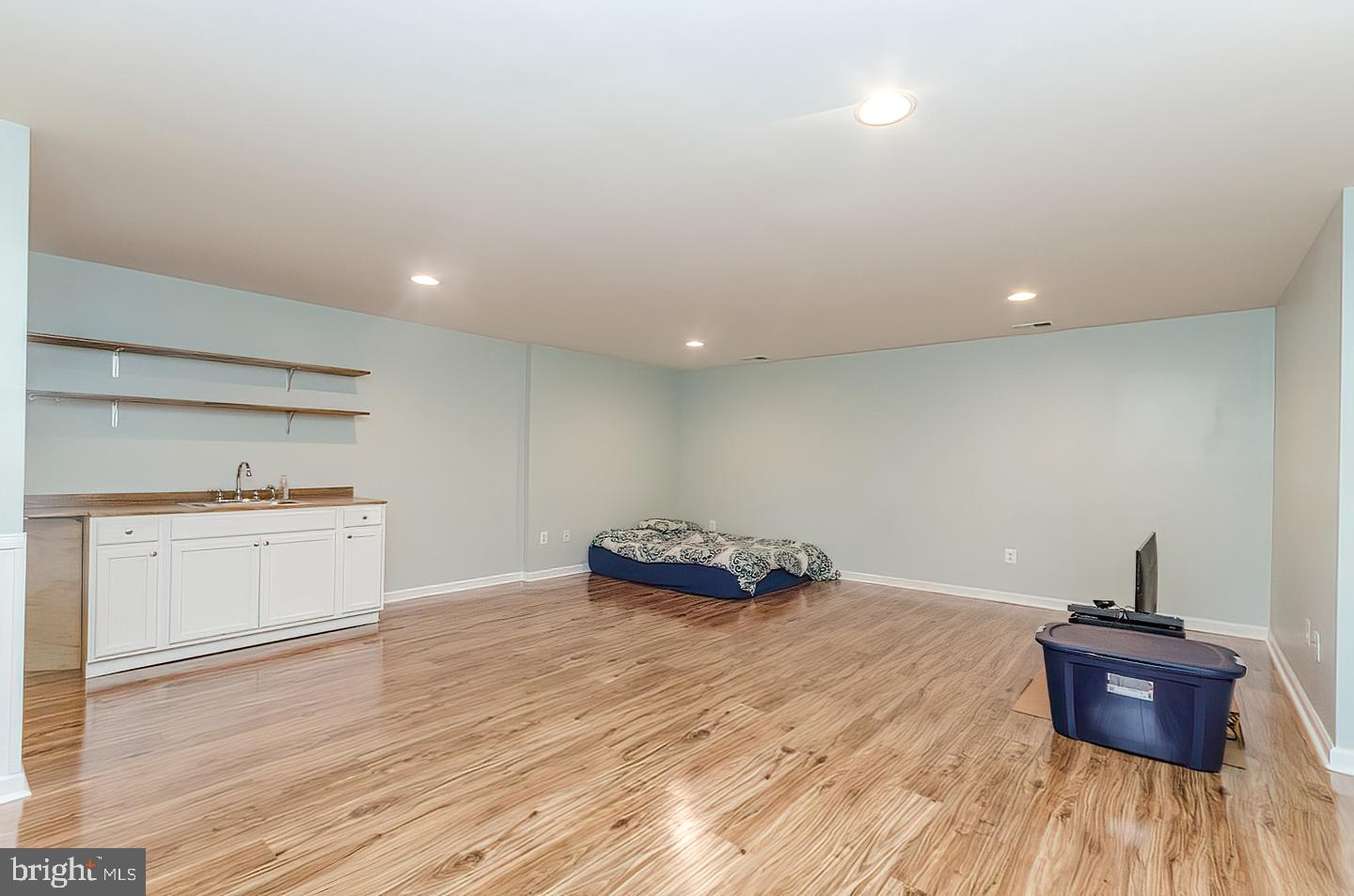 POTOMAC STATION - Residential