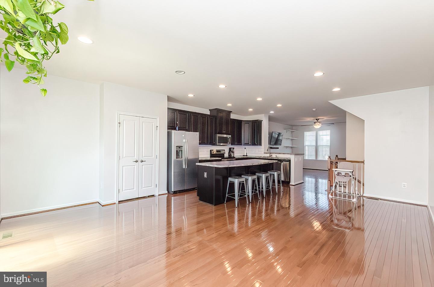 POTOMAC STATION - Residential