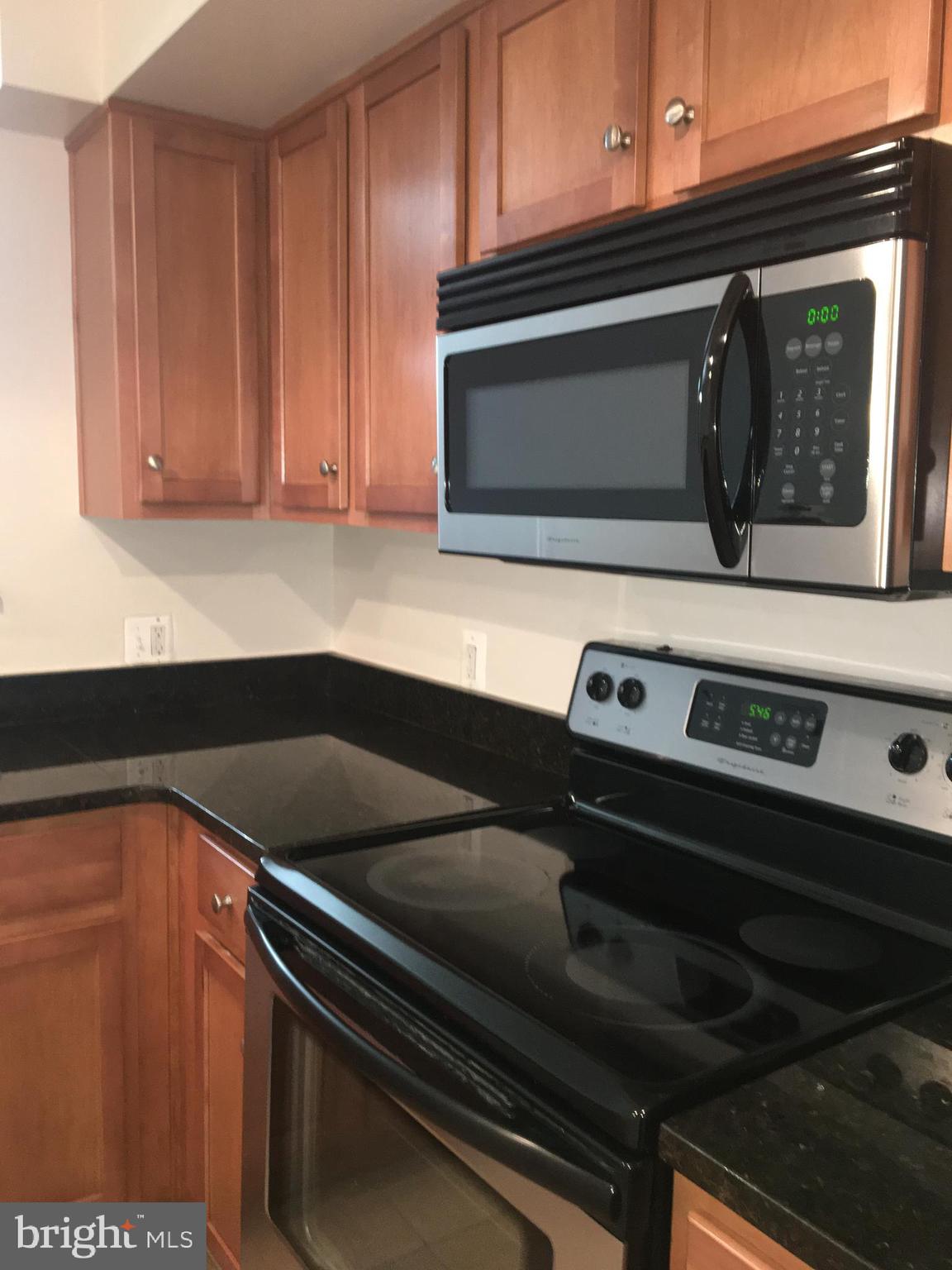 WESTVIEW AT BALLSTON METRO - Residential Lease