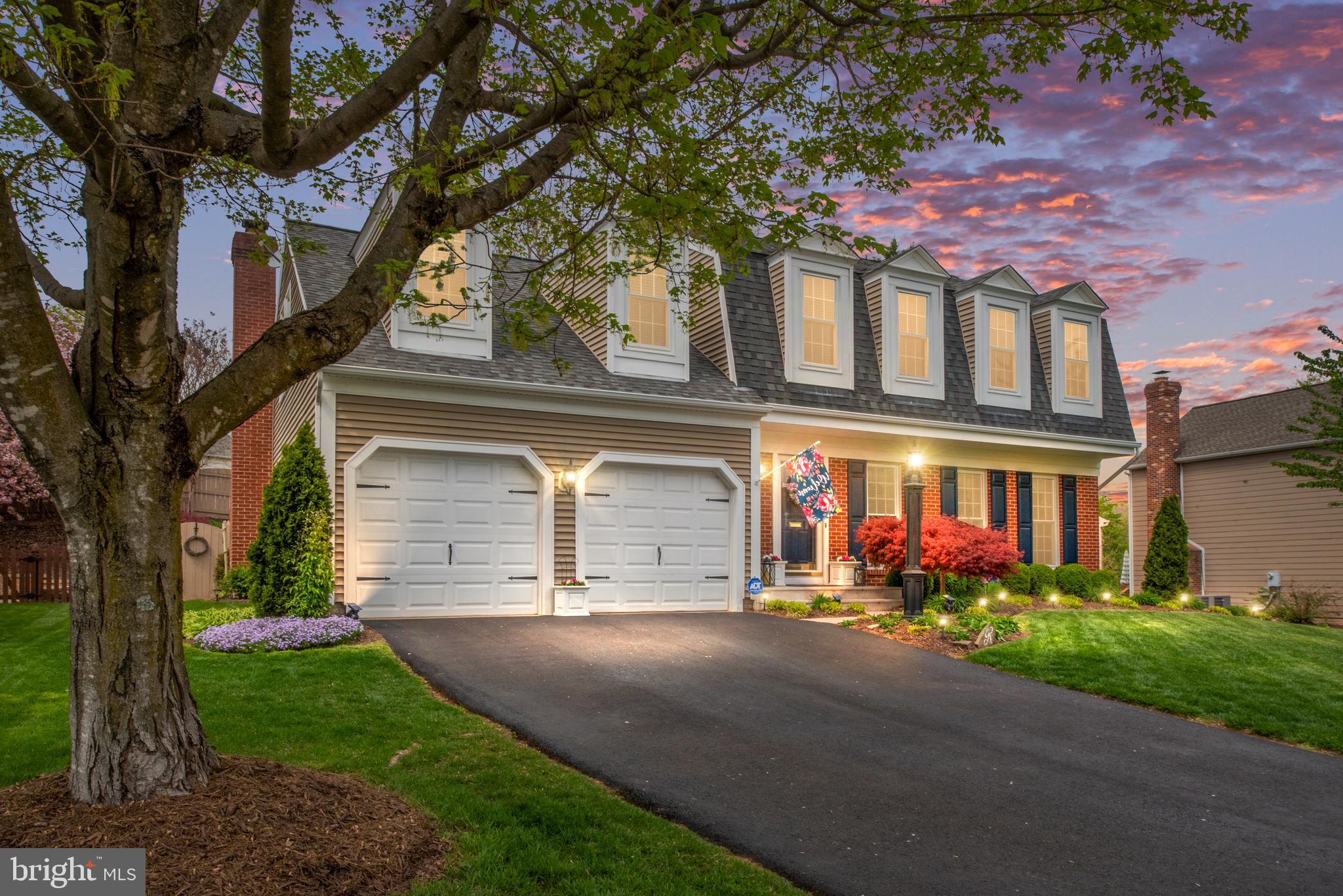 HAMPTON OAKS - Residential