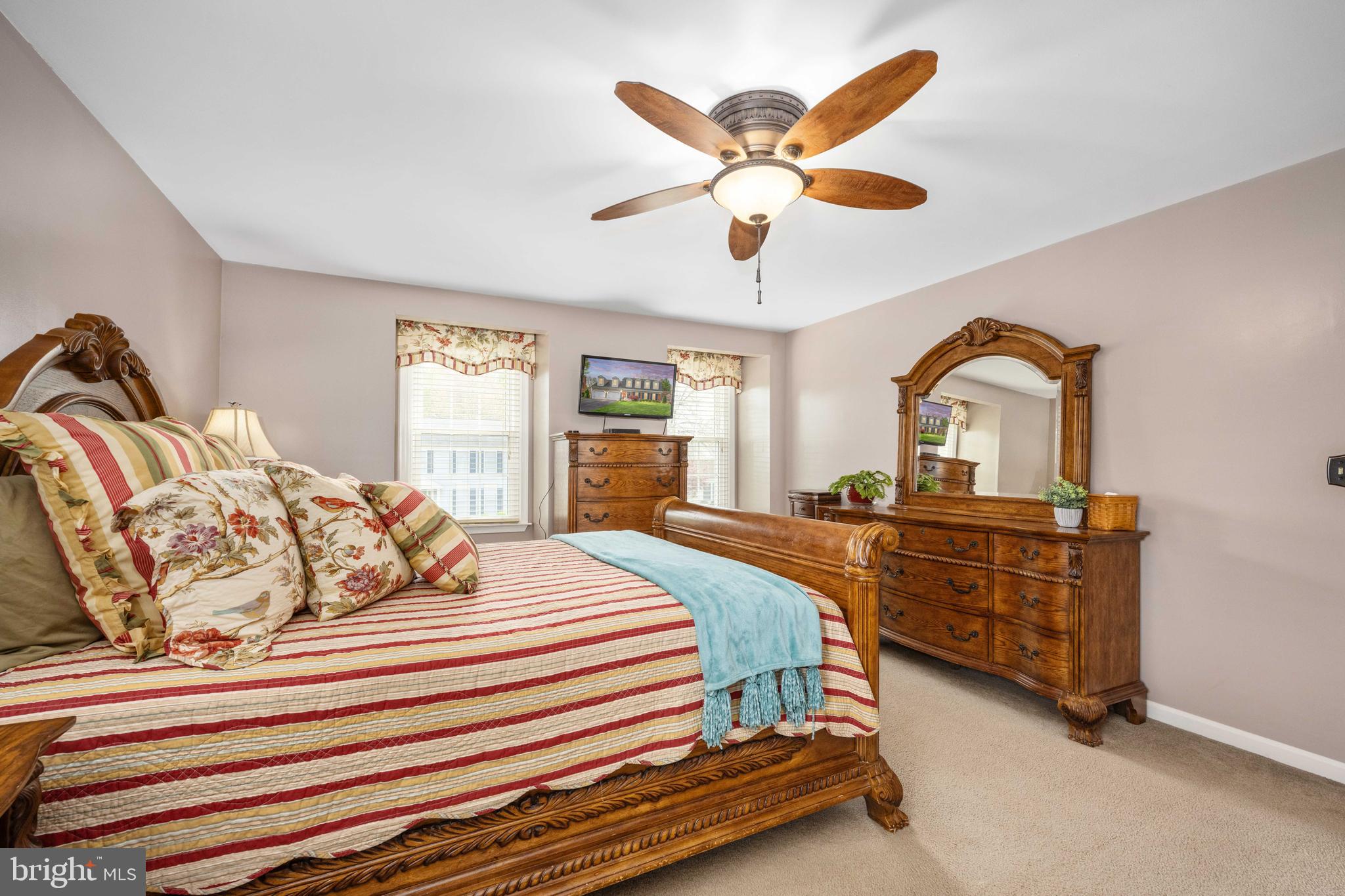 HAMPTON OAKS - Residential