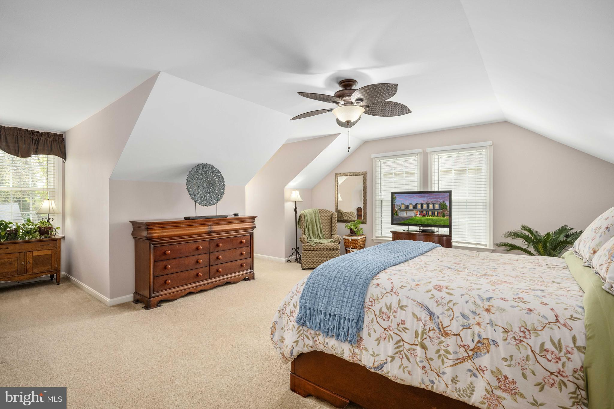 HAMPTON OAKS - Residential