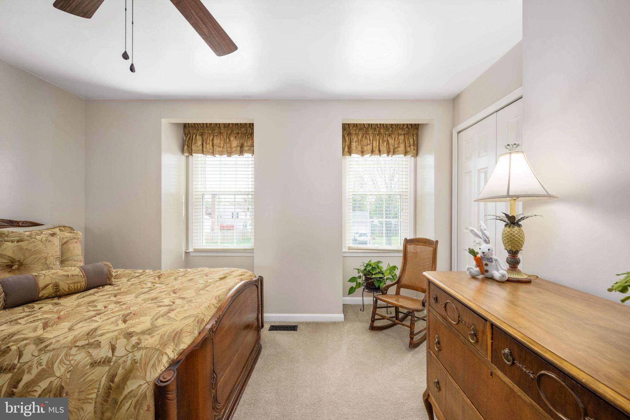 HAMPTON OAKS - Residential