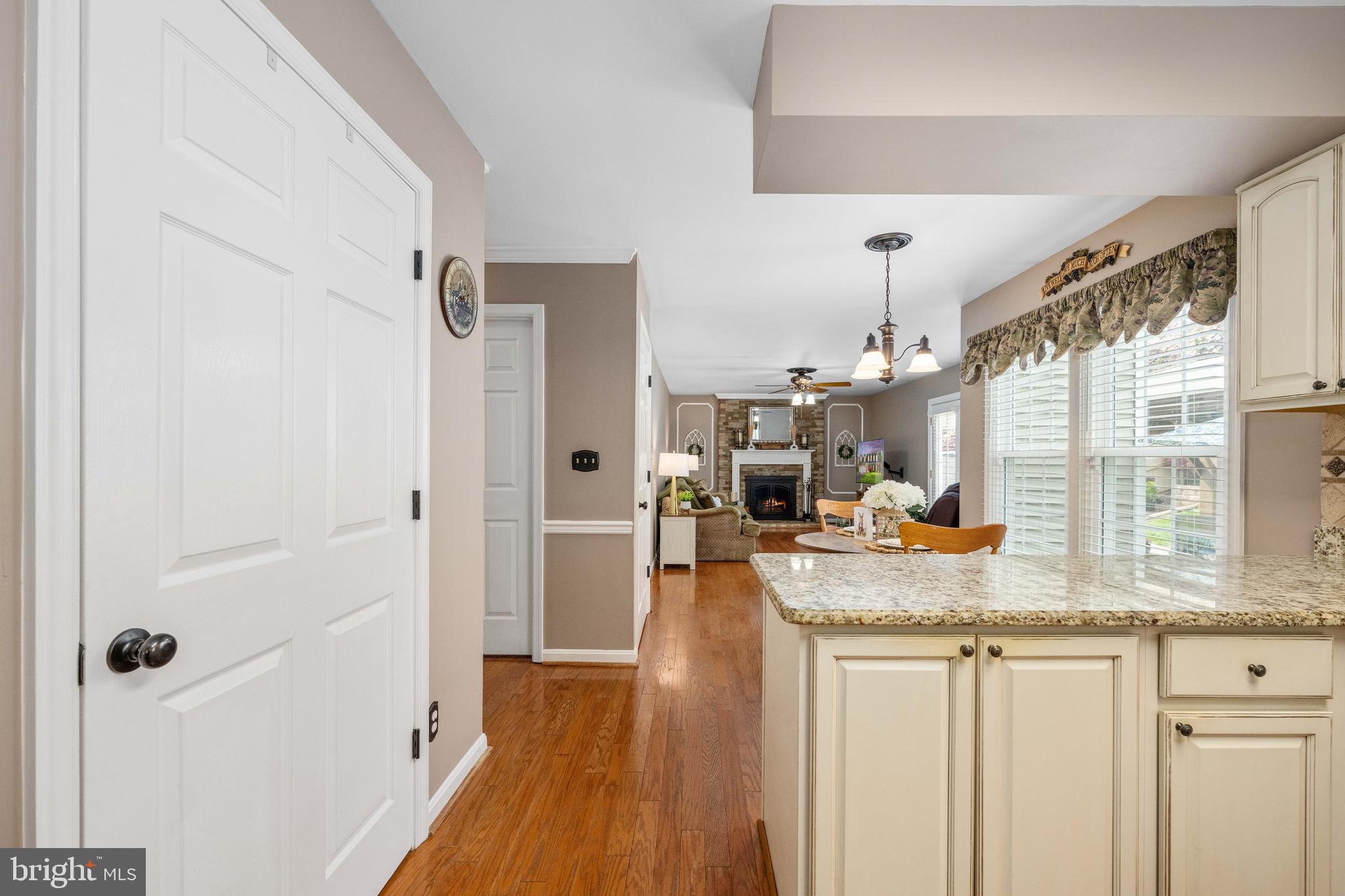 HAMPTON OAKS - Residential